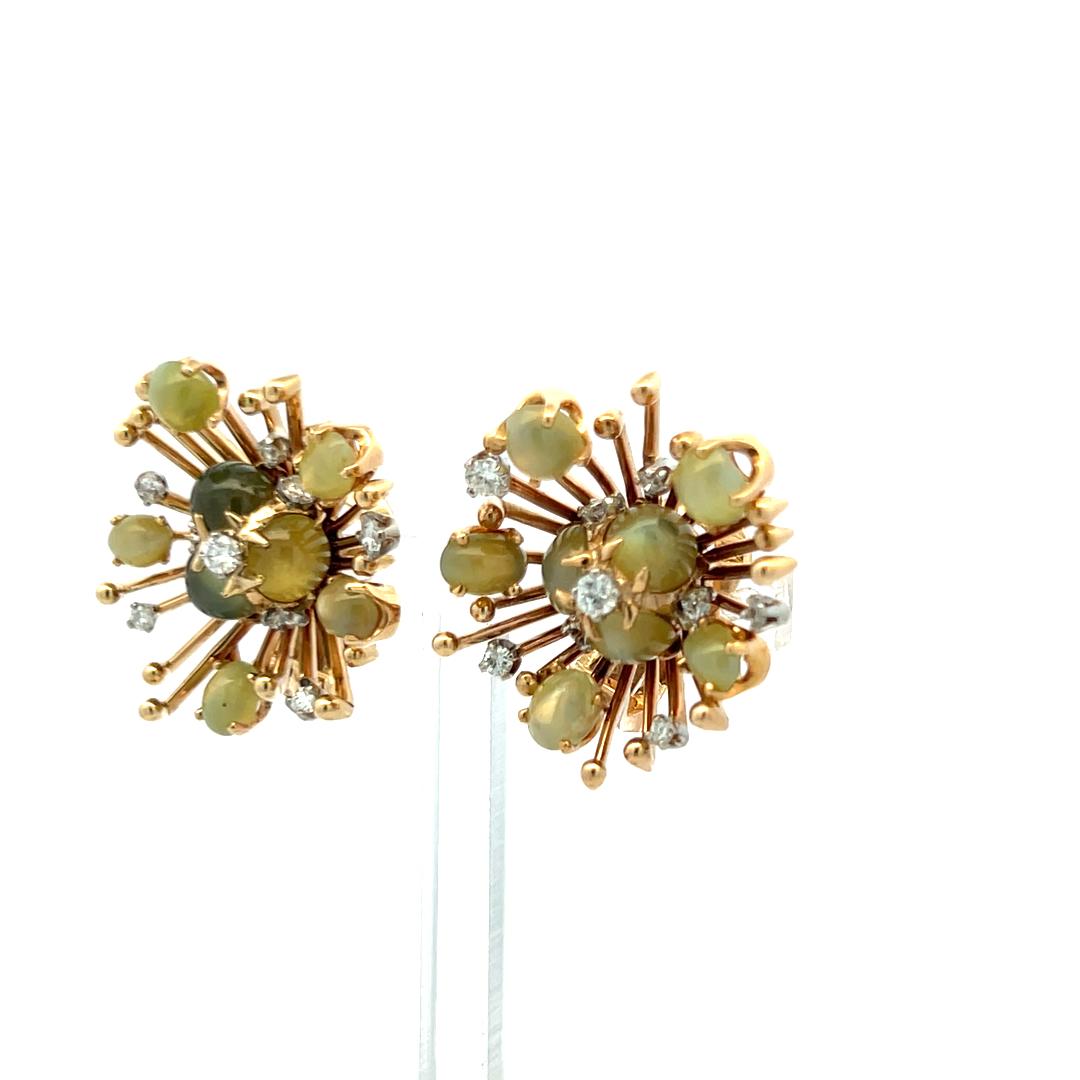 Vintage 18K Yellow Gold Clip-On Earrings with 0.72 Carat Round H-VS Diamonds