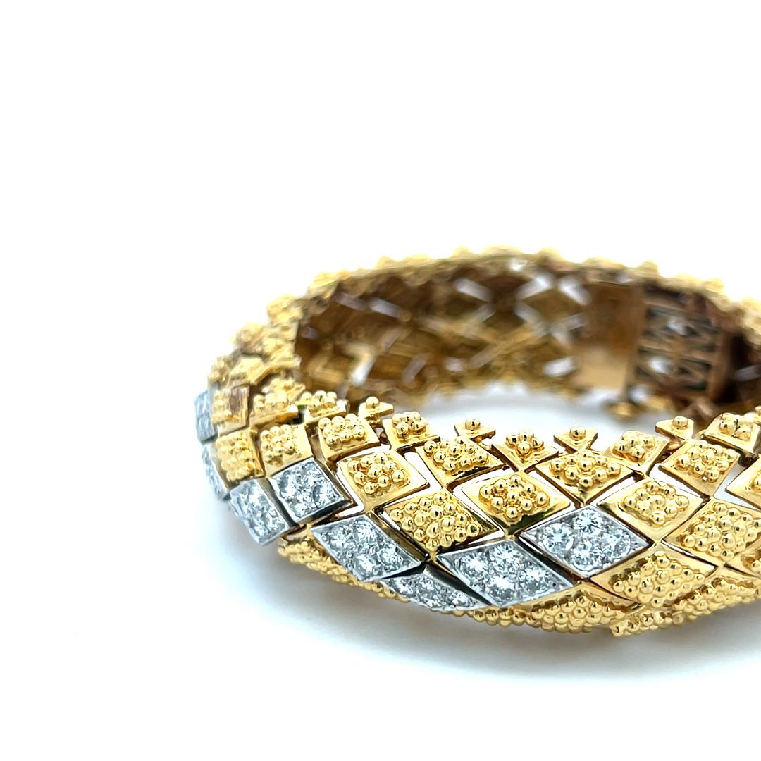 Vintage 18K Two Tone Gold/Plat Link Bracelet with 1.8 Carat Round J SI Diamonds
