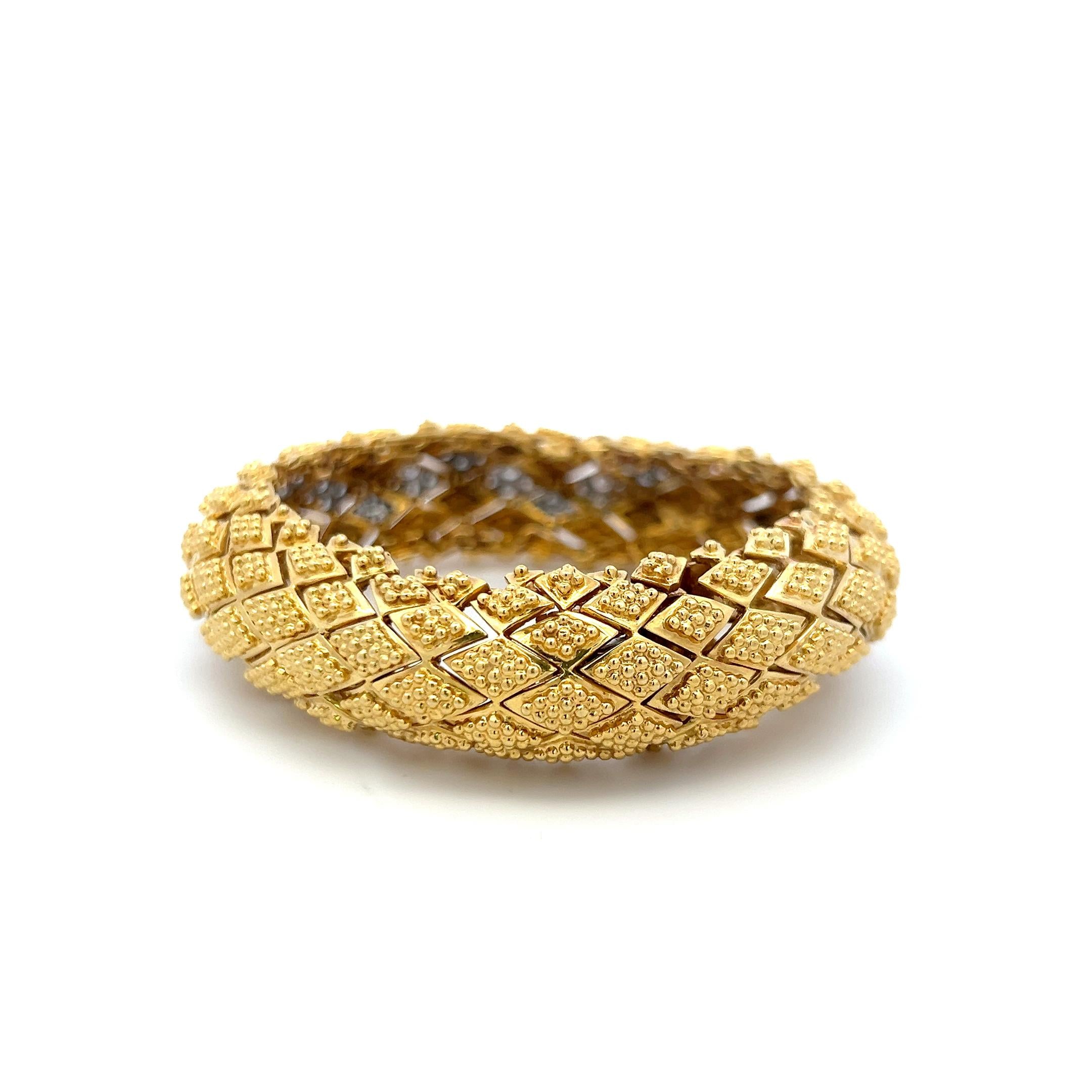 Vintage 18K Two Tone Gold/Plat Link Bracelet with 1.8 Carat Round J SI Diamonds