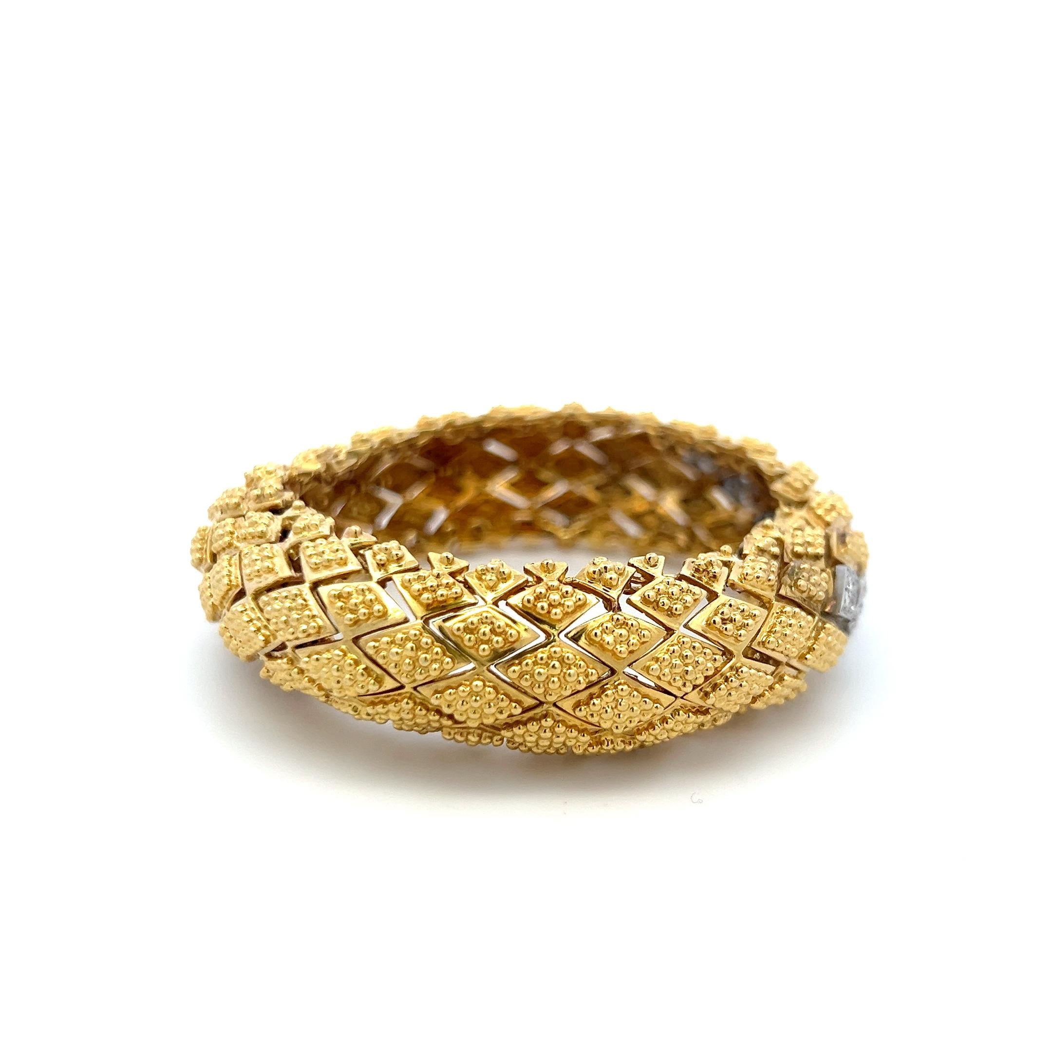 Vintage 18K Two Tone Gold/Plat Link Bracelet with 1.8 Carat Round J SI Diamonds