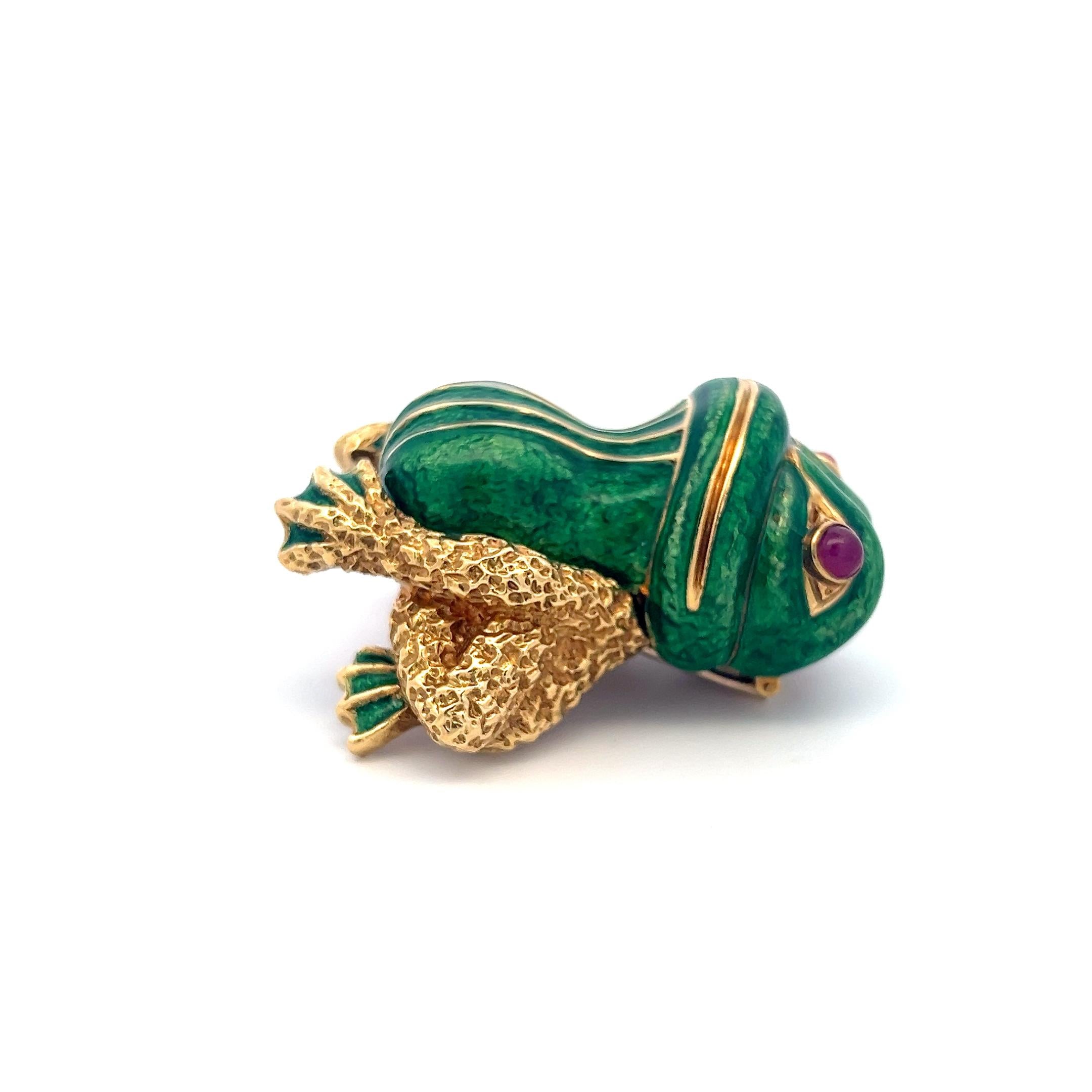 David Webb Vintage 18 Karat Yellow Gold Pin Brooch 55.4 Grams