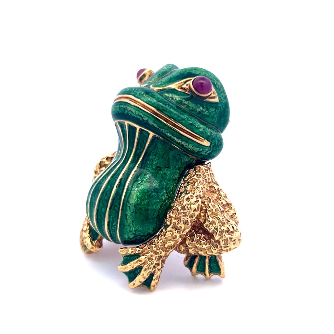 David Webb Vintage 18 Karat Yellow Gold Pin Brooch 55.4 Grams