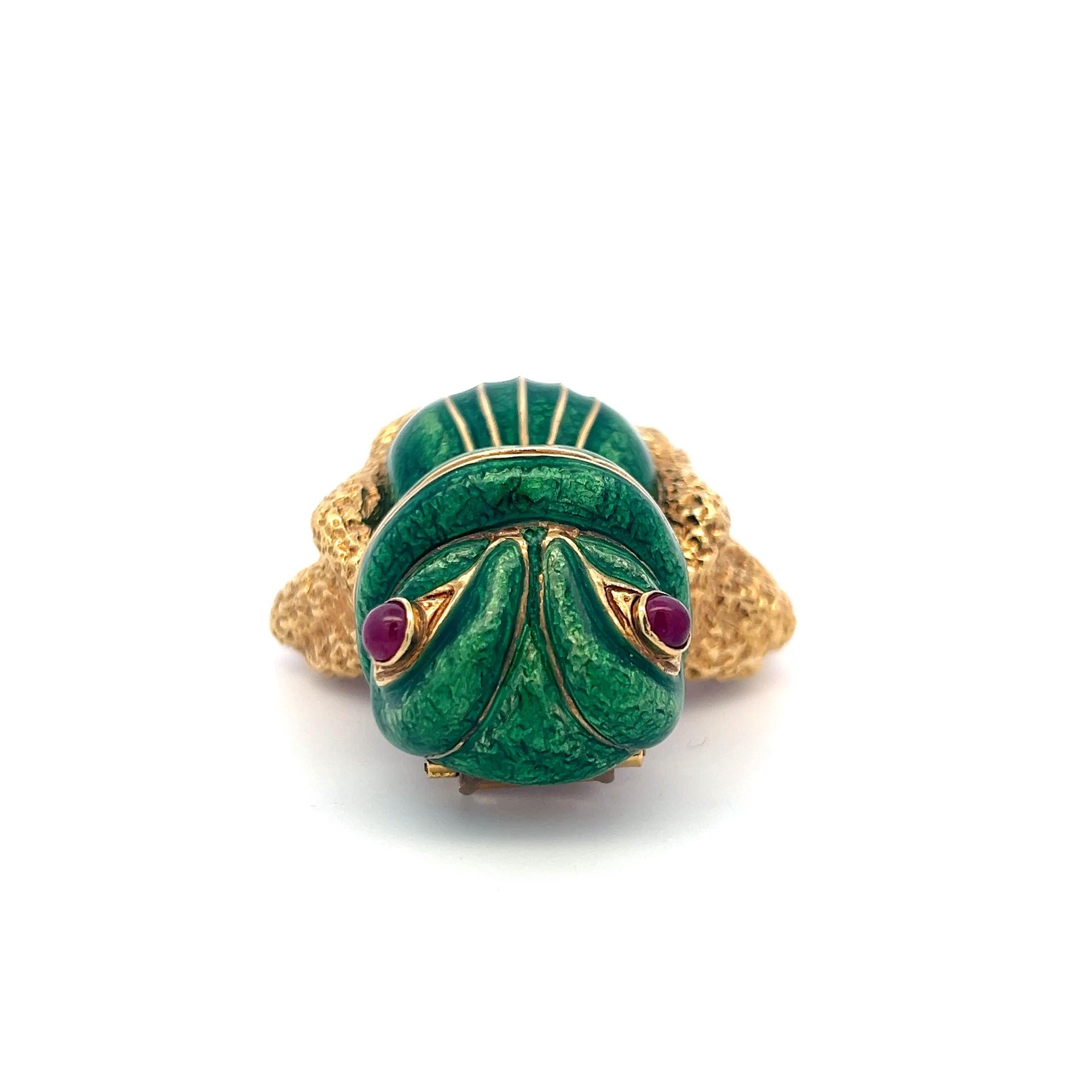 David Webb Vintage 18 Karat Yellow Gold Pin Brooch 55.4 Grams