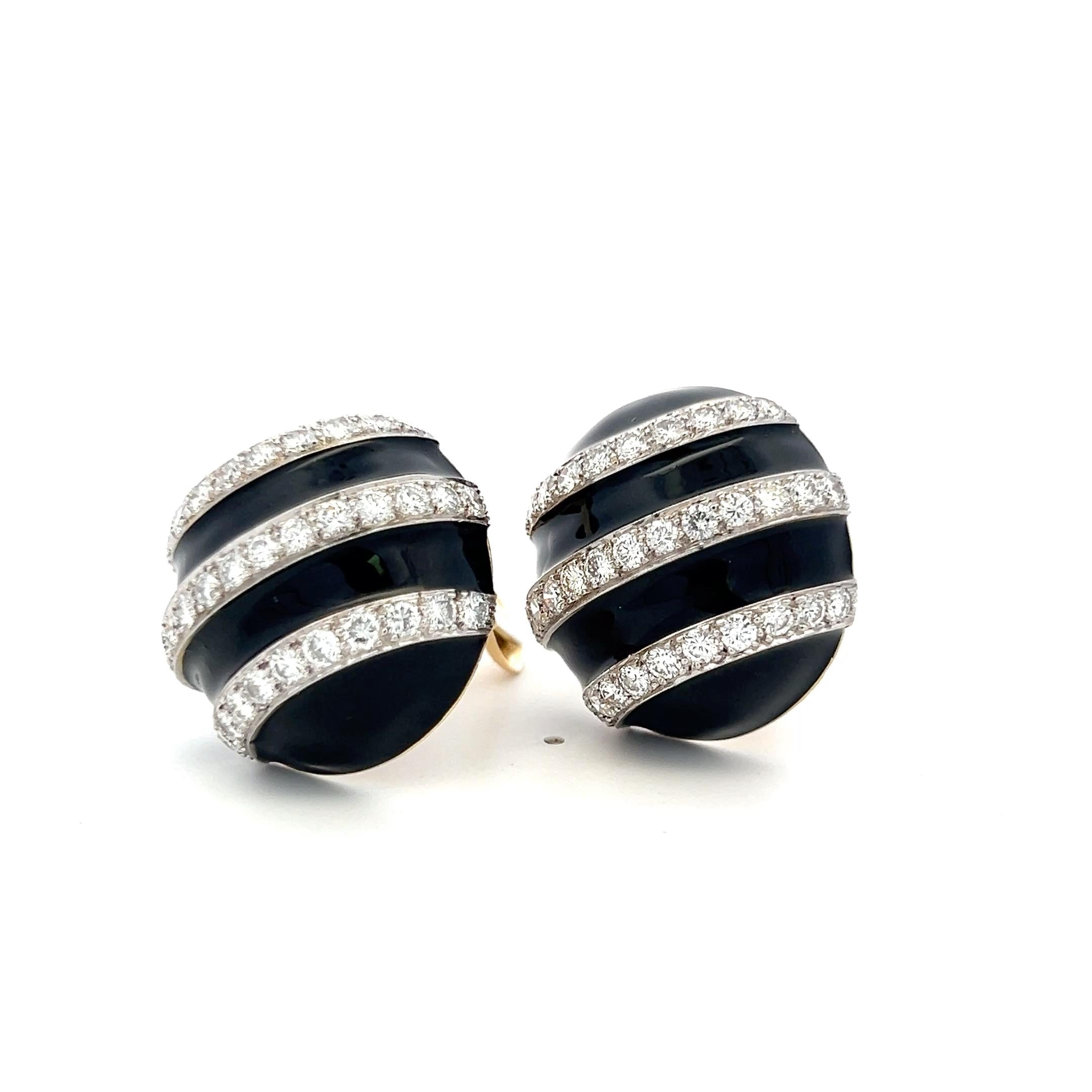 David Webb 18K Yellow Gold  Clip On Earrings Enamel 3.6 Carat Round Diamonds