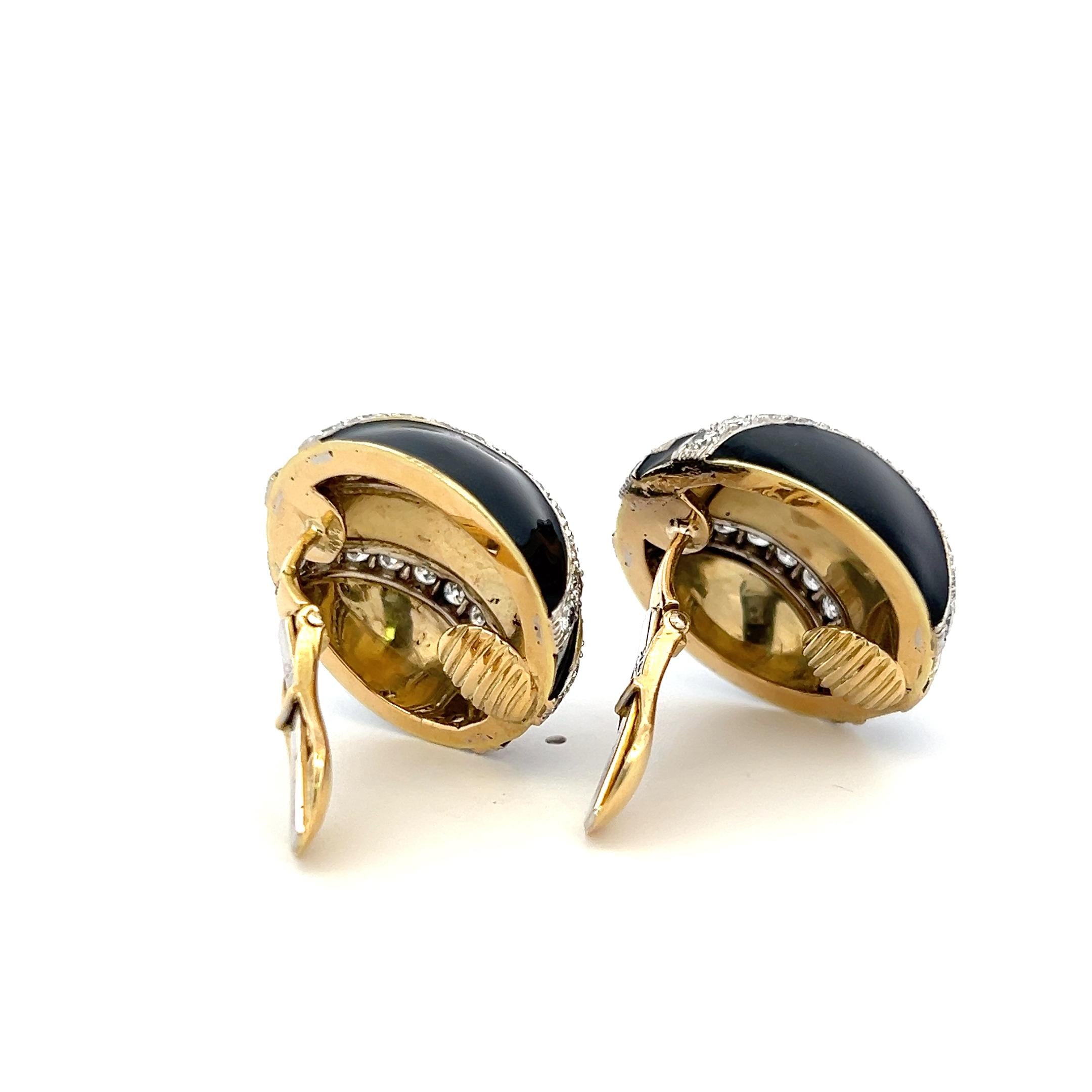 David Webb 18K Yellow Gold  Clip On Earrings Enamel 3.6 Carat Round Diamonds