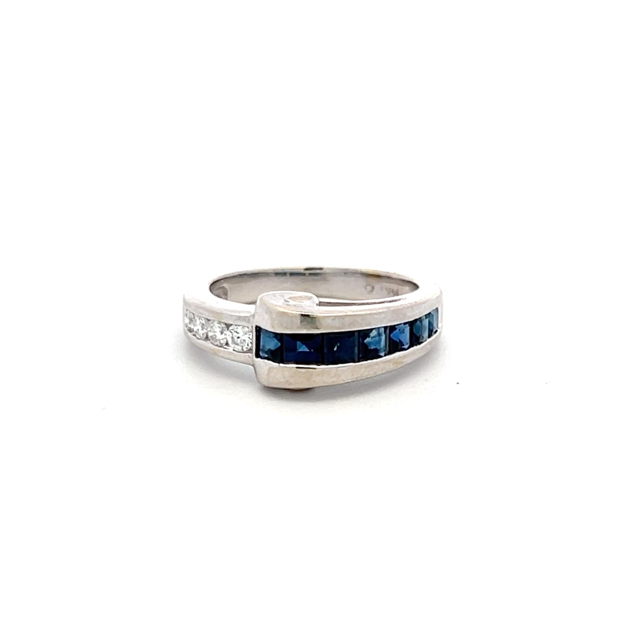 Vintage 14K White Gold Band Ring with 0.1 Carat Diamond and 0.35 Carat Sapphire