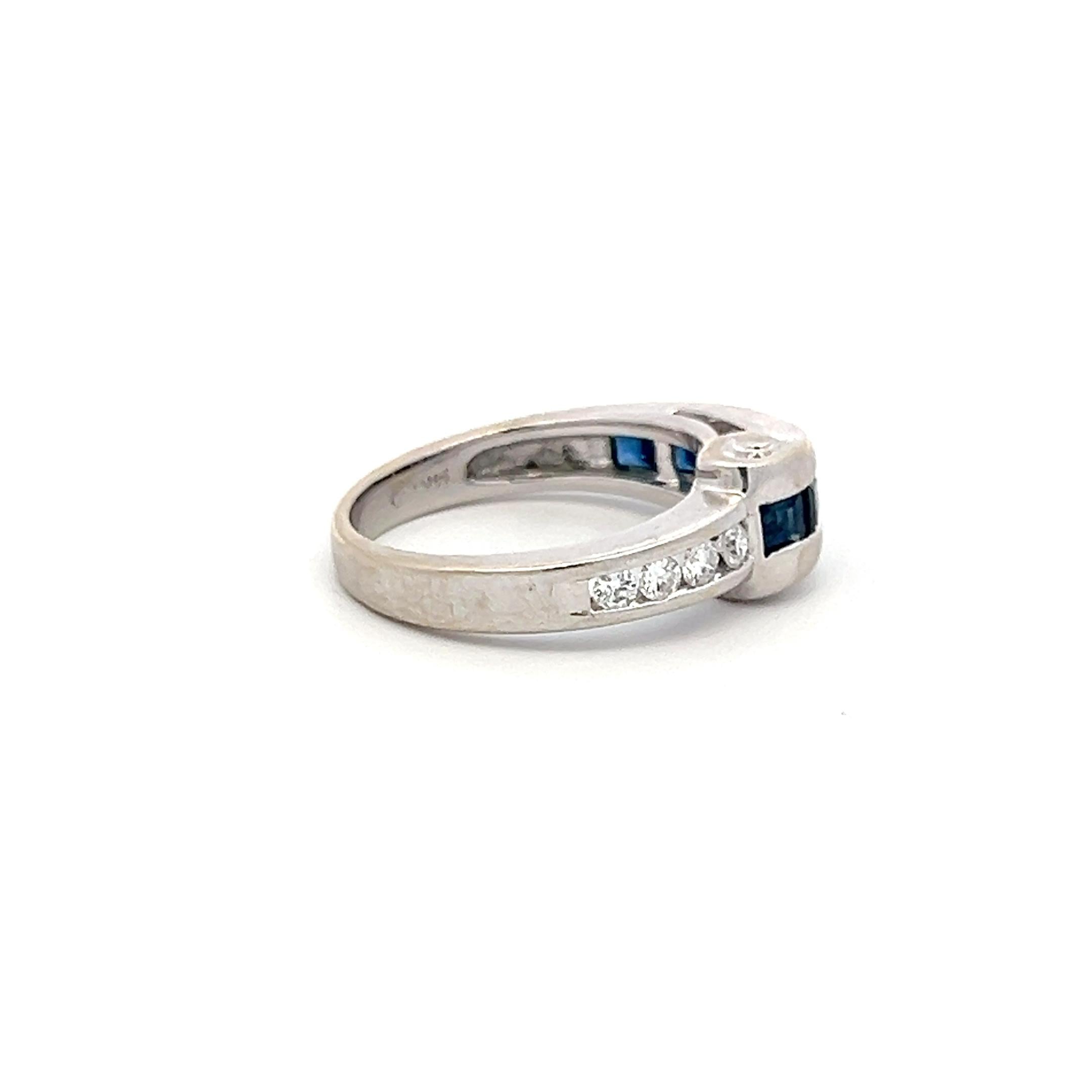 Vintage 14K White Gold Band Ring with 0.1 Carat Diamond and 0.35 Carat Sapphire