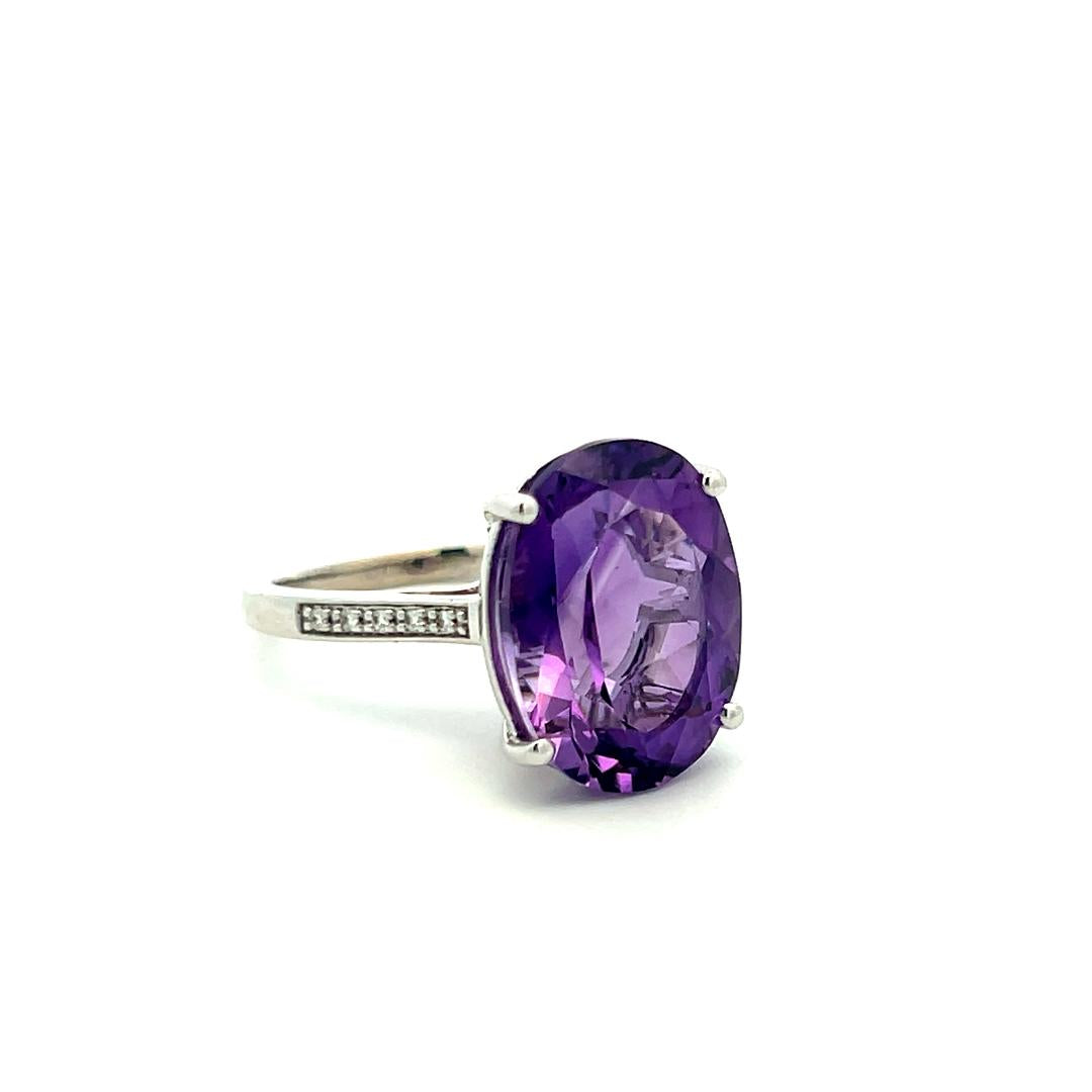 14K WG Cocktail Ring with 0.05 Ct Round Diamond & 9.11 Ct Oval Amethyst Size 7.5
