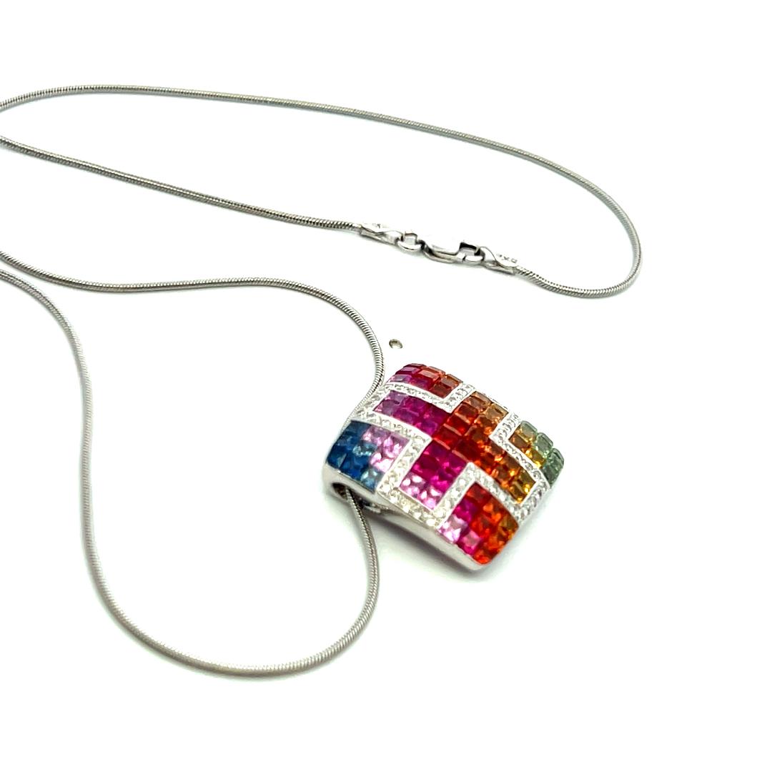 18K WG Pendant Necklace with 0.28 Carat Round G-VS Diamonds 3.84 Carat Sapphire