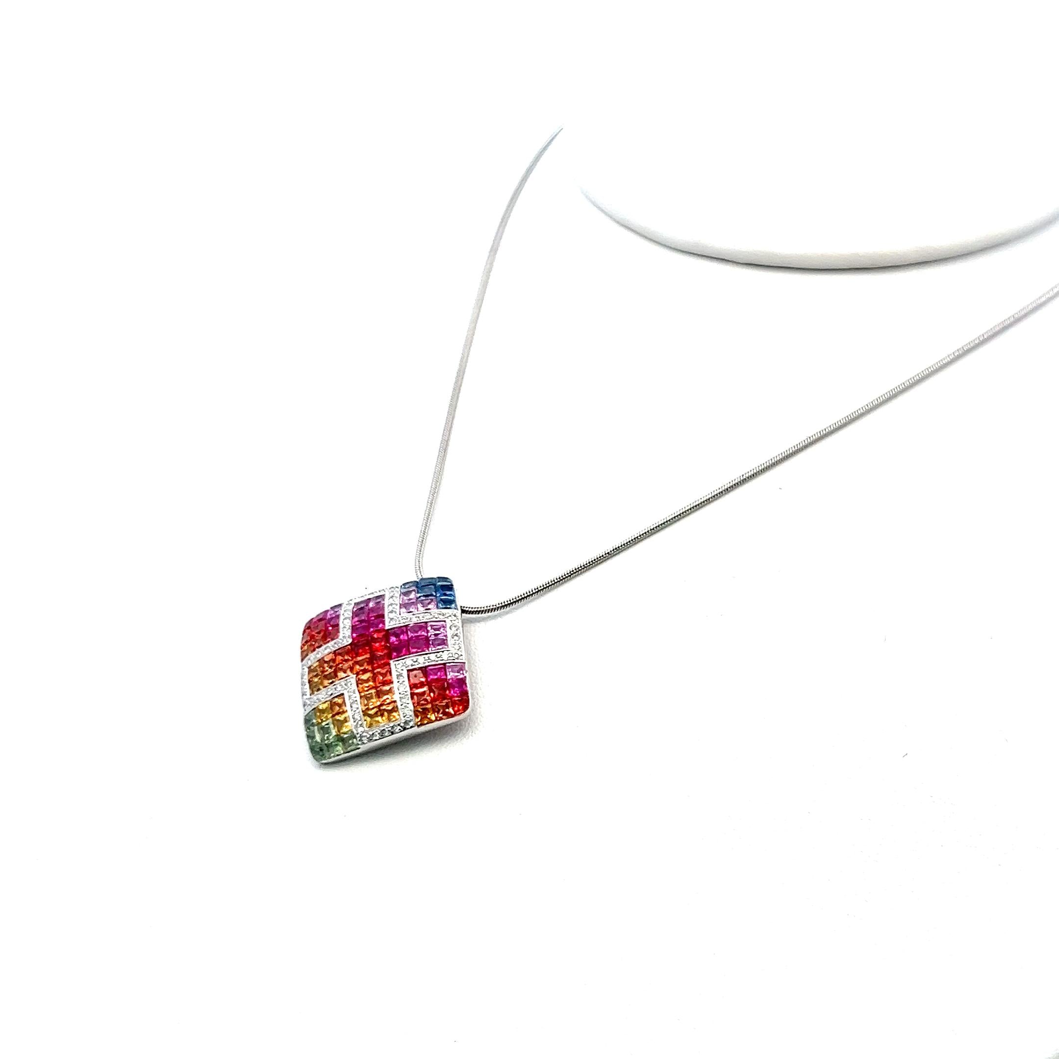 18K WG Pendant Necklace with 0.28 Carat Round G-VS Diamonds 3.84 Carat Sapphire