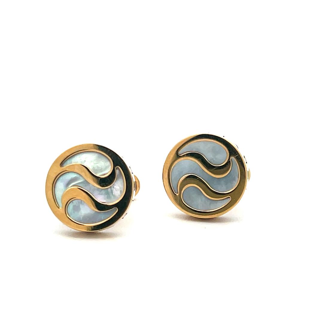 Bvlgari Vintage 18K Yellow Gold with mother of Pearl Locking Cufflinks