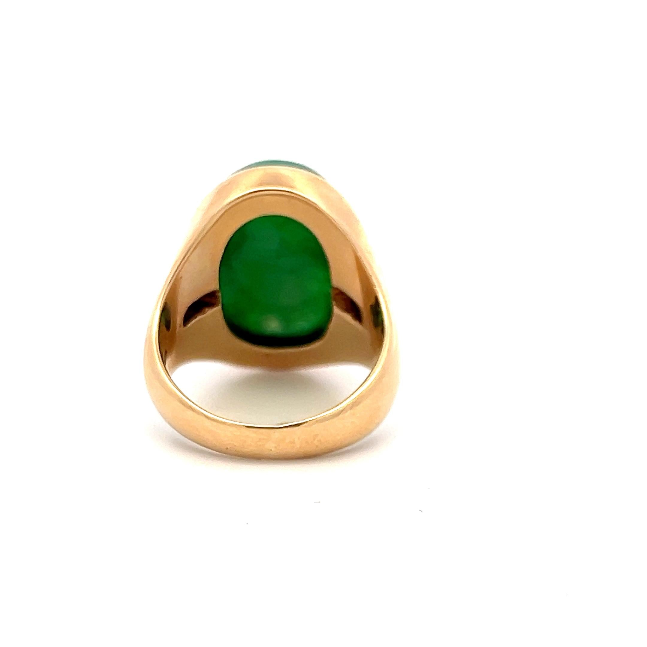 18K YG Cocktail Ring with 0.3 Ct Tapered Baguette Diamonds & 16.5 Ct Jade Size 7