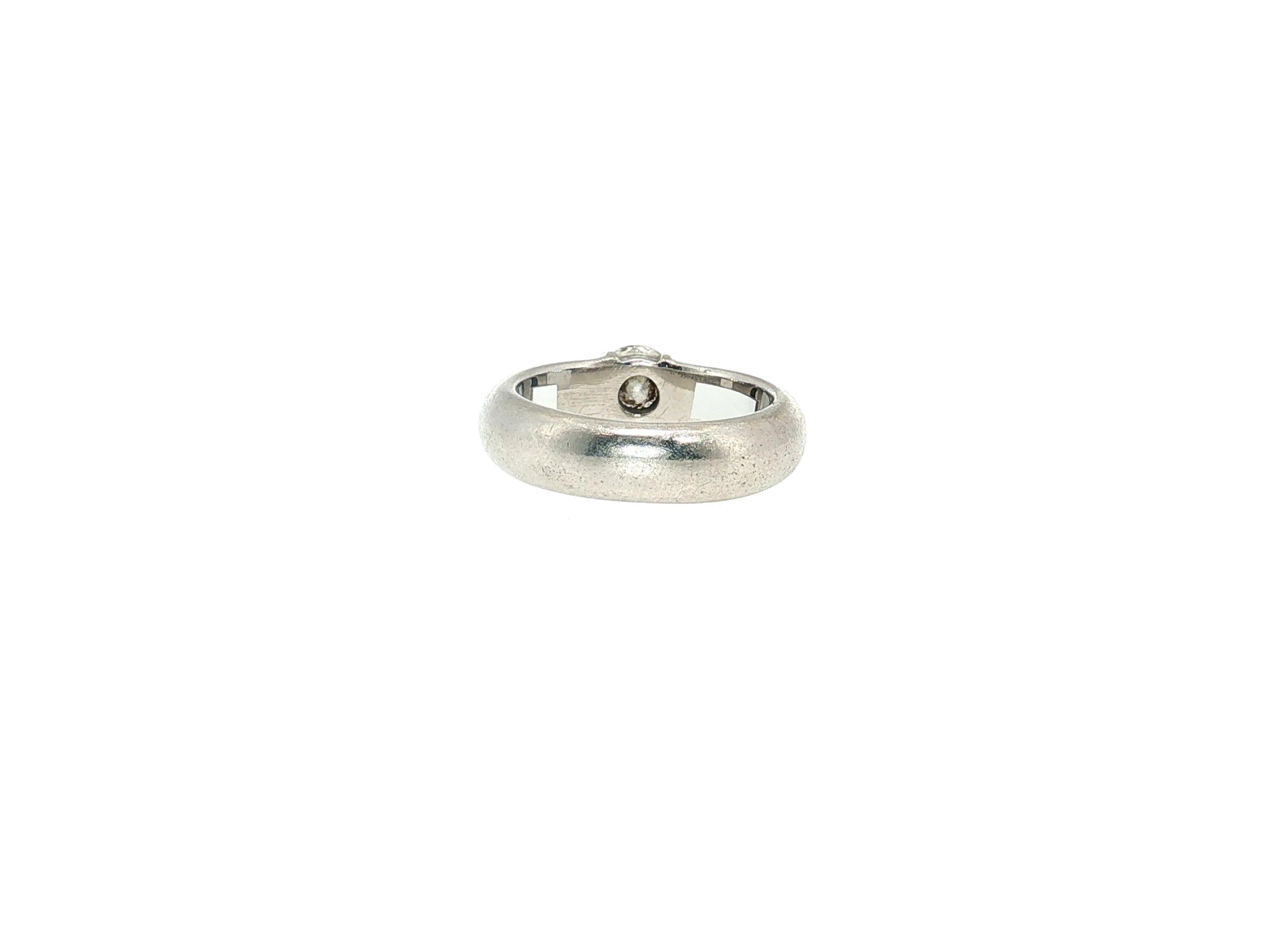 Tiffany & Co Platinum Engagement Ring with 0.54 Carat Round H VS1 Diamond