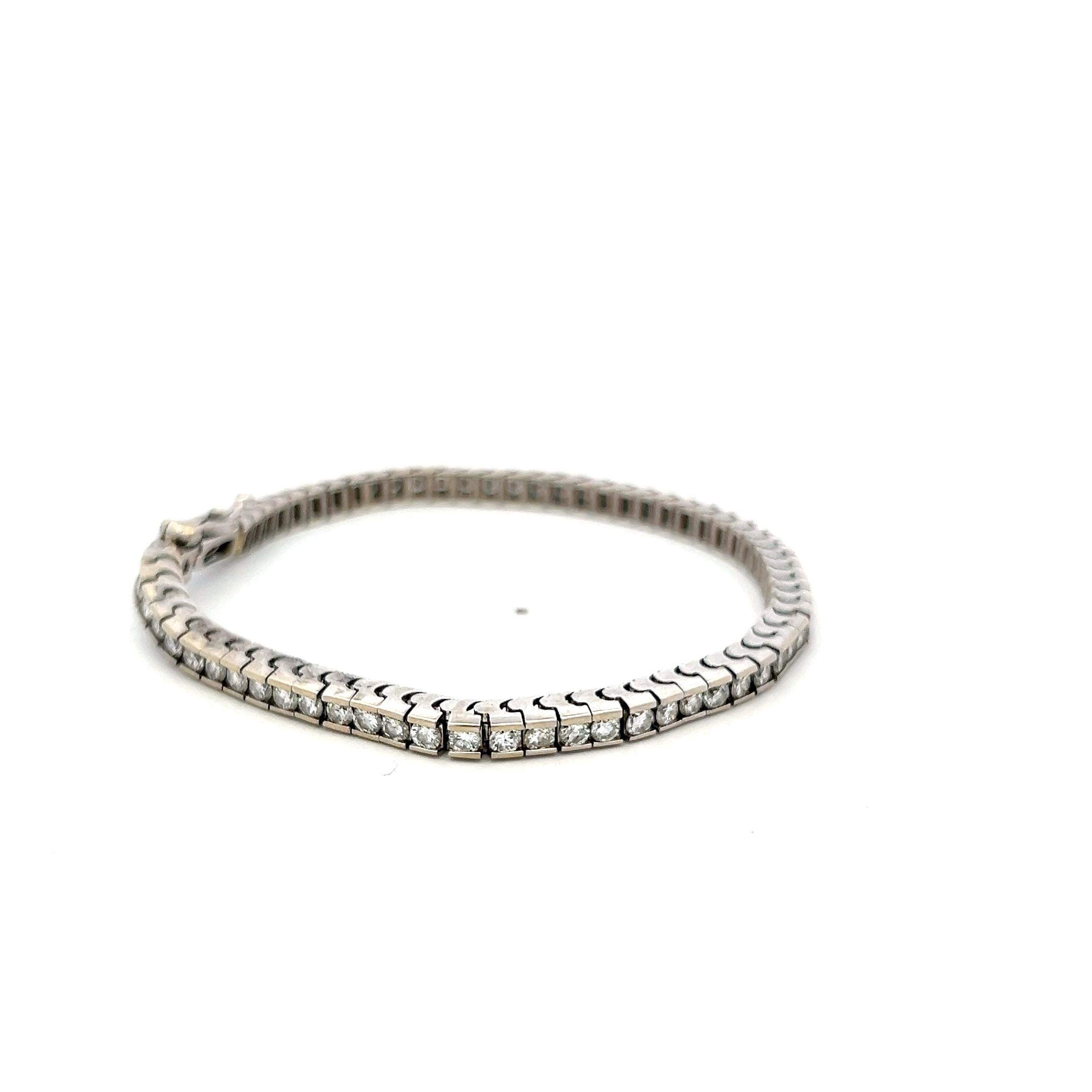 Vintage 14K White Gold Tennis Bracelet with 3.3 Carat Round G-I1 Diamonds