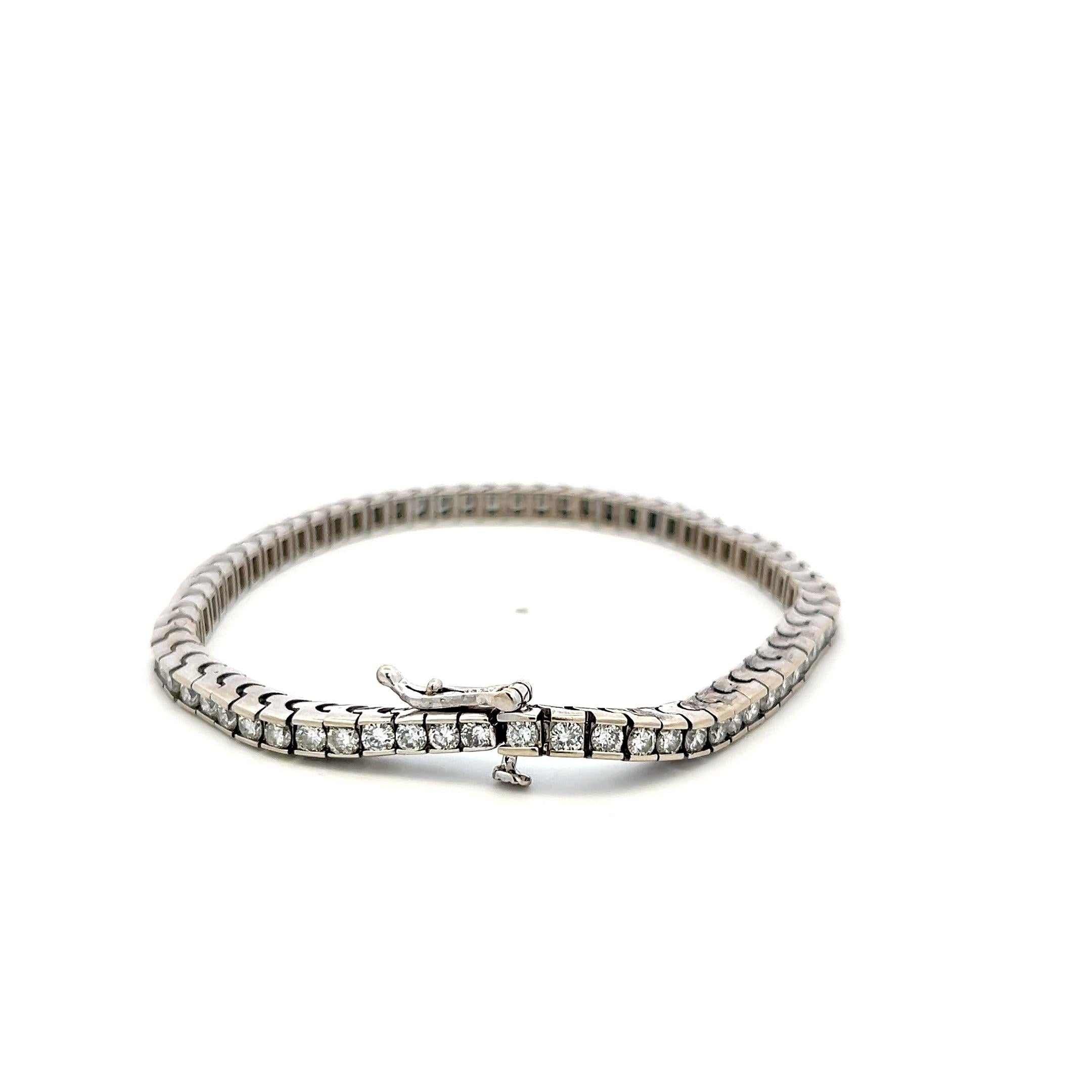 Vintage 14K White Gold Tennis Bracelet with 3.3 Carat Round G-I1 Diamonds