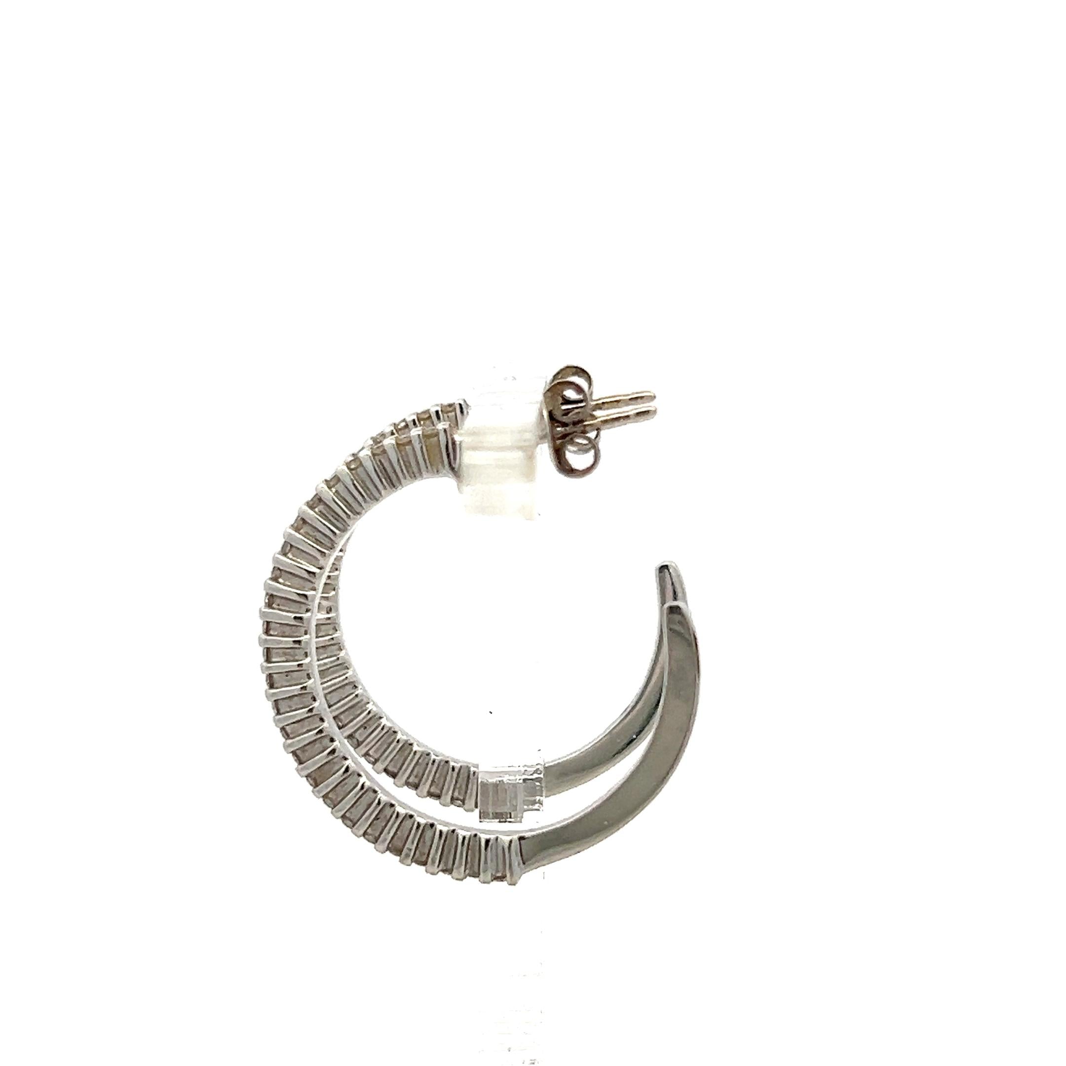 Vintage 18K White Gold C-Hoop Earrings with 0.5 Carat Round H-SI Diamonds
