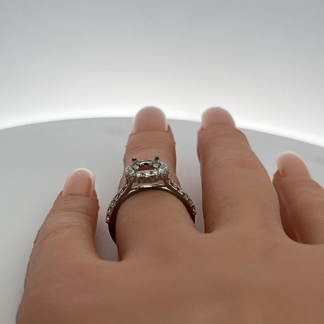 Platinum Semi Mount Ring with 0.78ct Round H-VS Diamonds Fits 5.75x6.4mm 0.75ct+