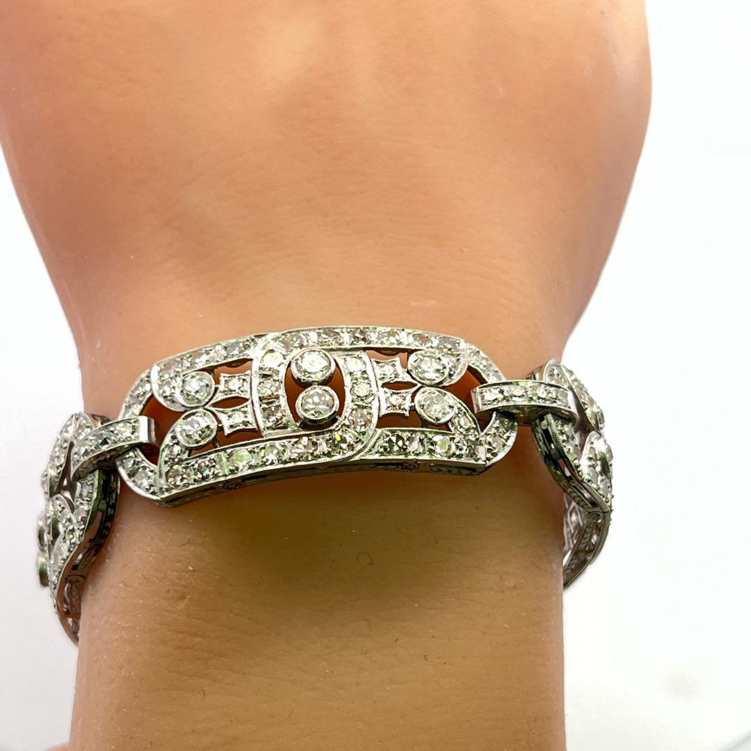 Platinum Art-Deco Link Bracelet with 10 Carat Old European Cut G-SI Diamonds