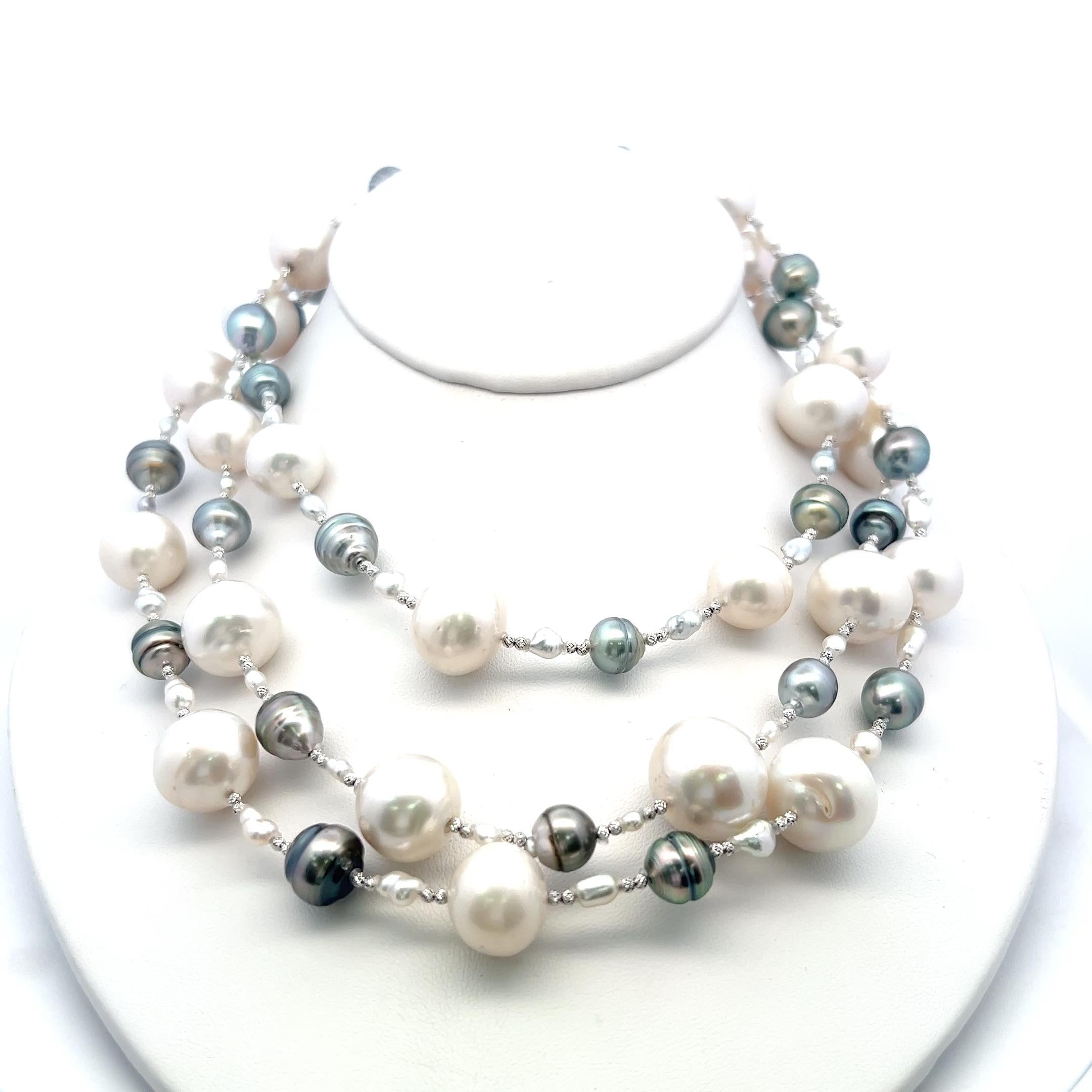 Vintage 18K White Gold Beaded Necklace with White and Titanium Pearls 152.8g