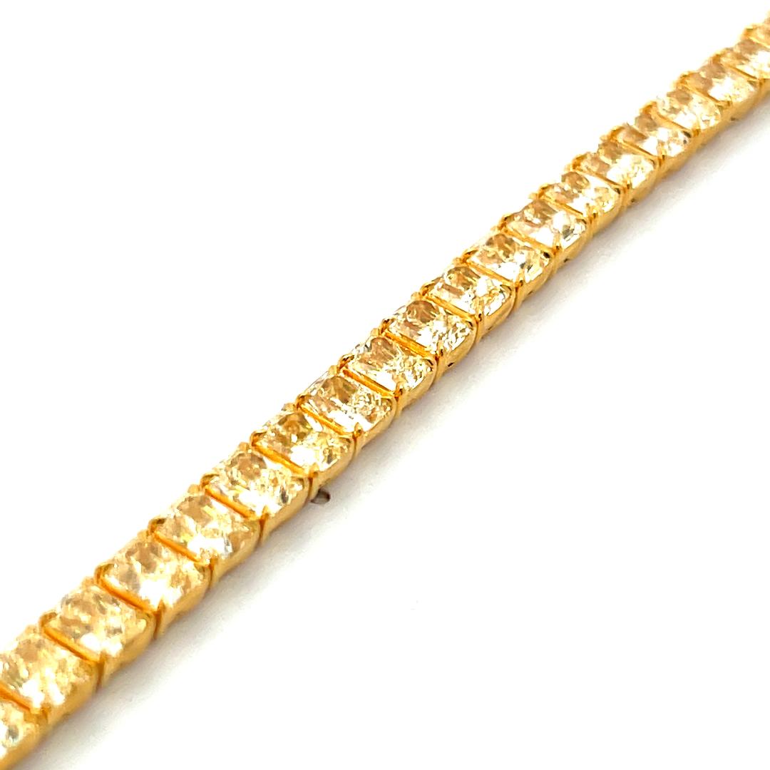 18K Yellow Gold Tennis Bracelet 22.21 Carat Radiant Cut Fancy Yellow Diamonds
