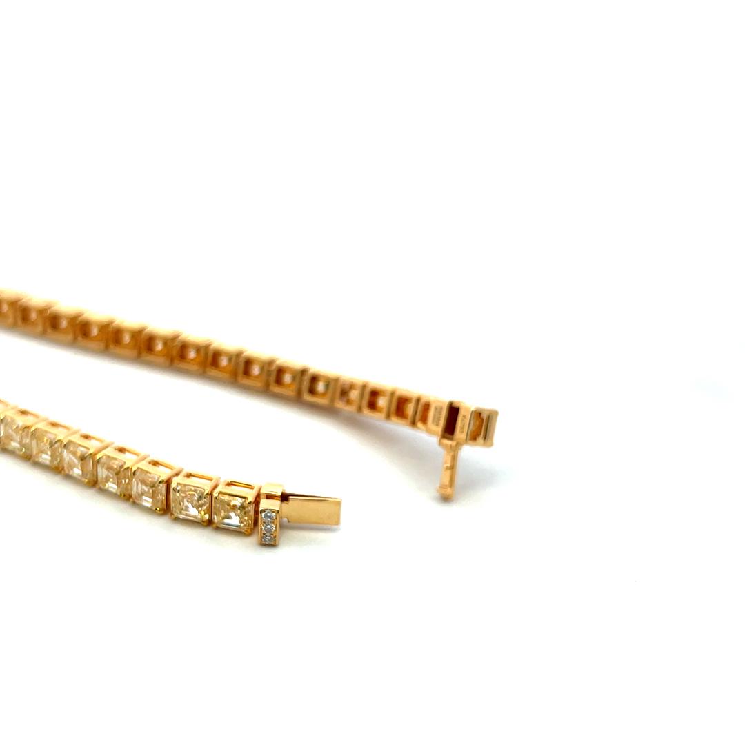 18K Yellow Gold Tennis Bracelet with 18.58 Carat Asscher Cut FIY-VS Diamonds