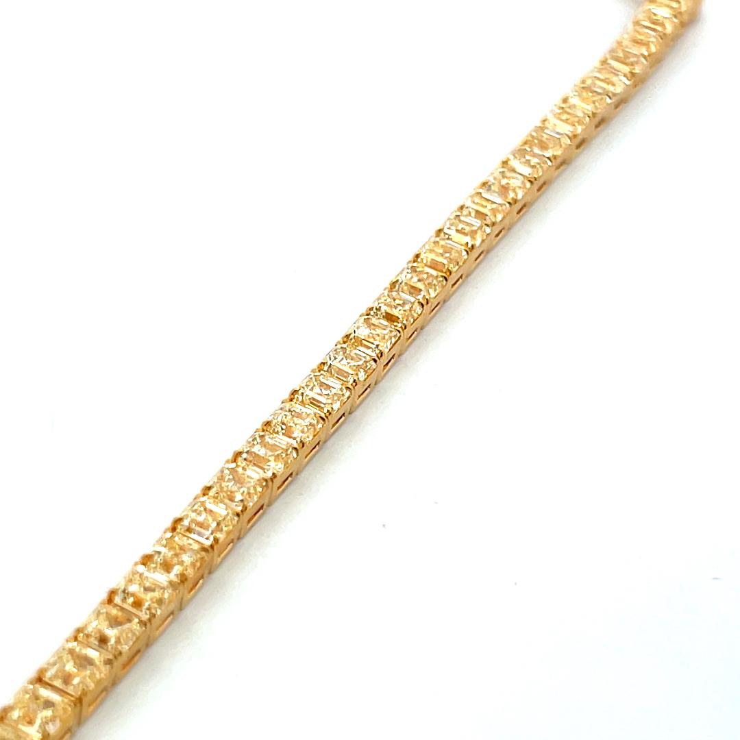 18K Yellow Gold Tennis Bracelet with 18.58 Carat Asscher Cut FIY-VS Diamonds