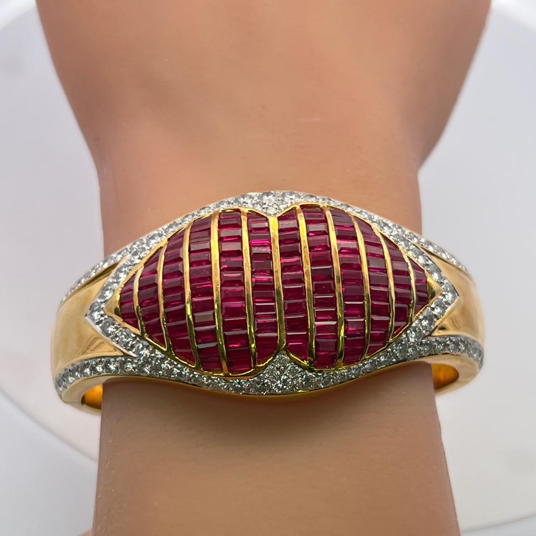 18K Yellow Gold Bangle Bracelet with 5ct Round G VS Diamonds & 10.5ct Ruby
