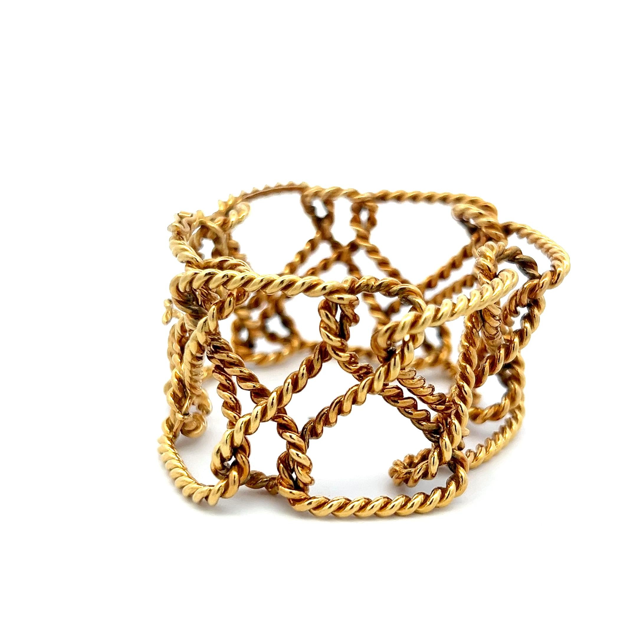 Tiffany & Co Vintage 18 Karat Yellow Gold Rope Work Link Bracelet 56.8 Grams