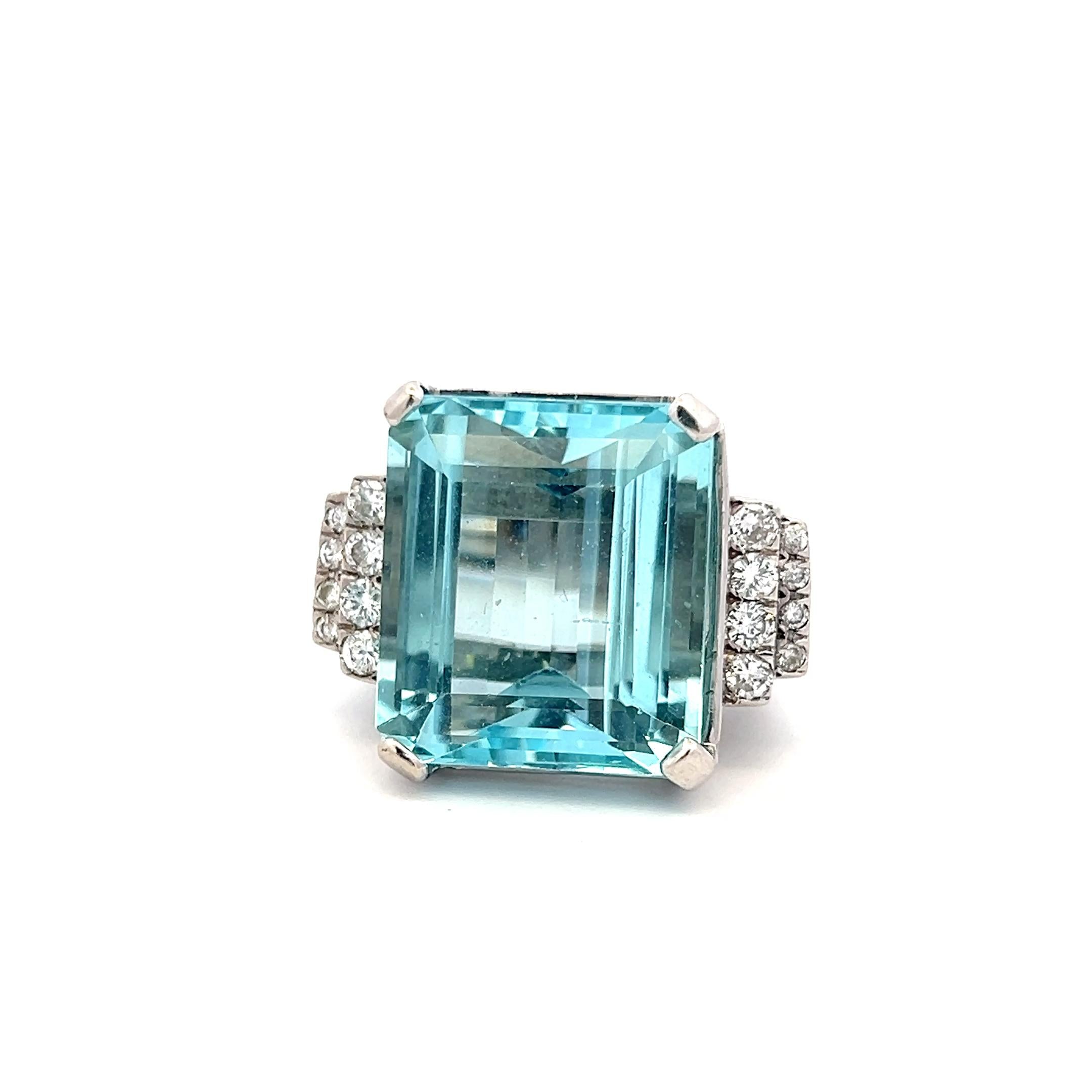 14K White Gold Cocktail Ring with 0.48ct Round Diamonds & Aquamarine Size 6.25