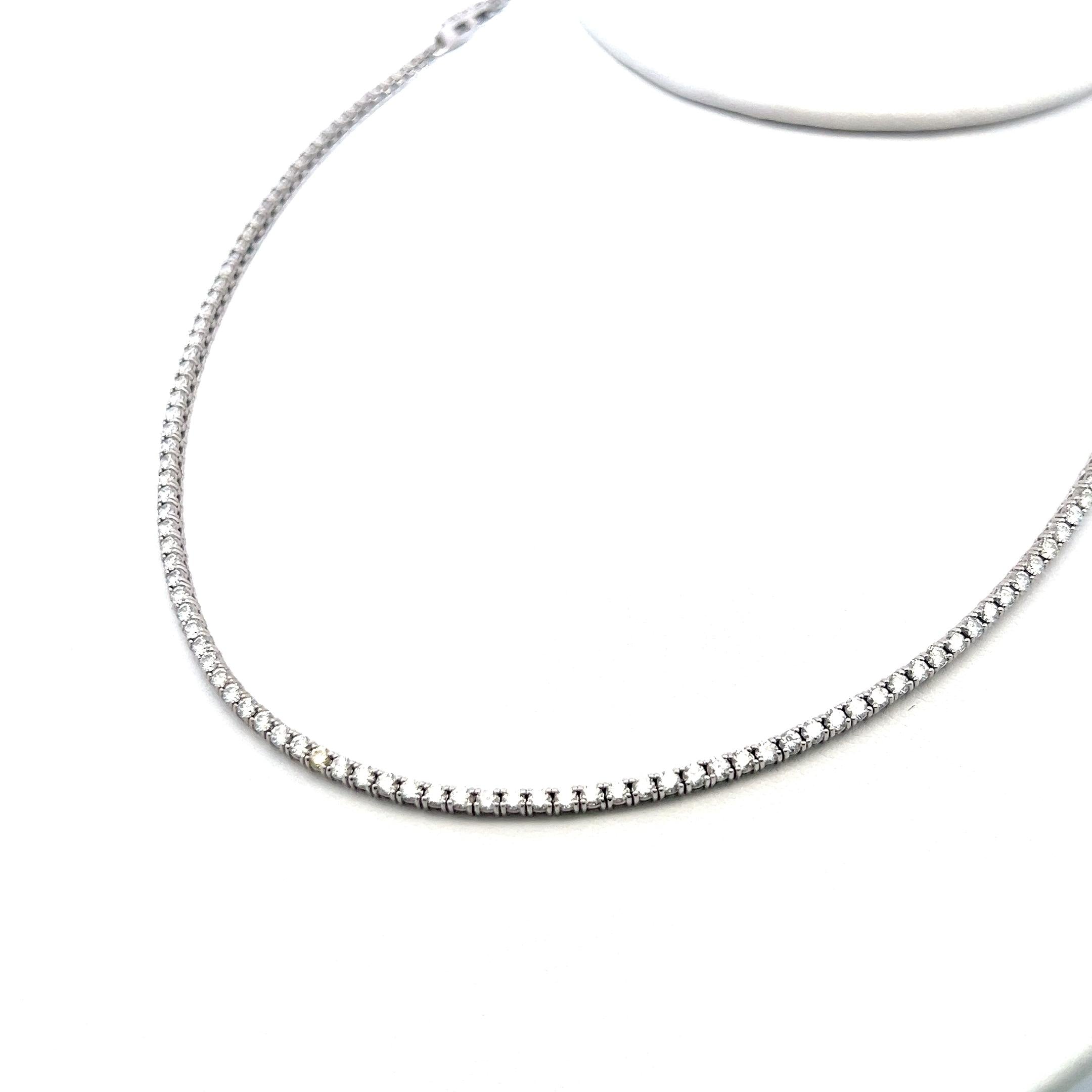 Vintage 18 Karat White Gold Tennis Necklace with 9 Carat Round H-VS Diamonds