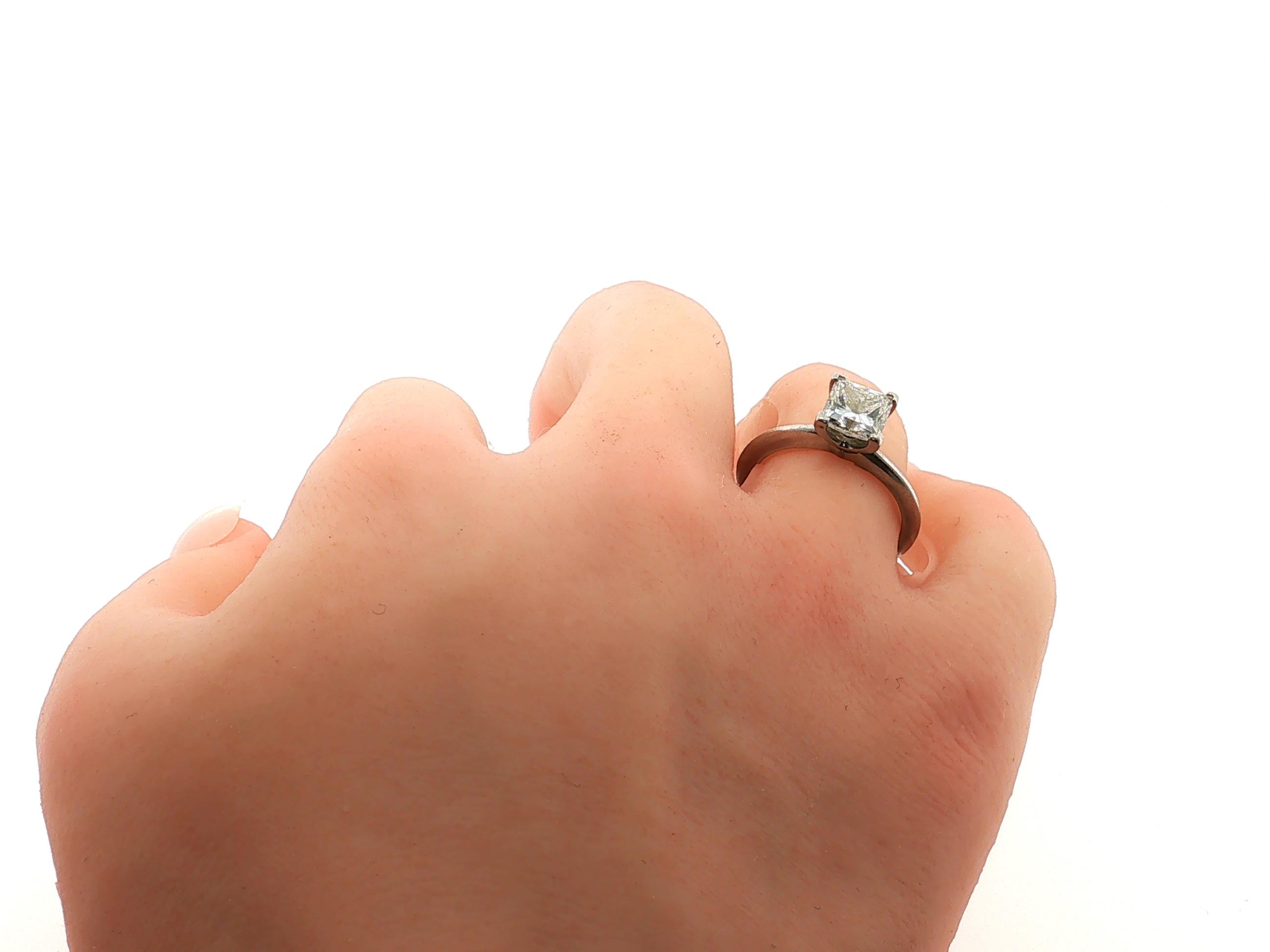 Tiffany & Co Platinum Engagement Ring 1.59 Carat Princess Cut Diamond Size 6