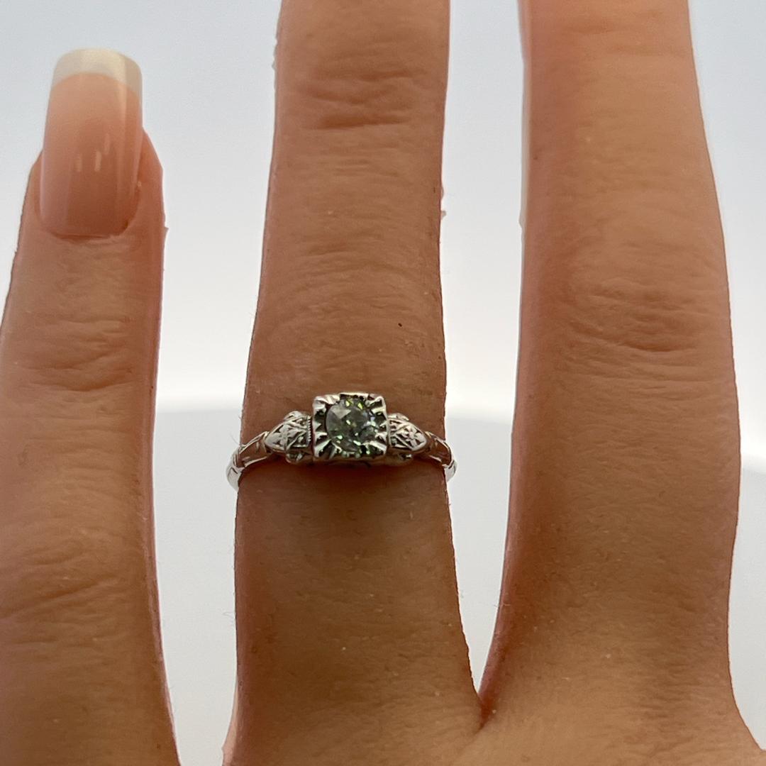 Platinum Art Deco Ring with 0.3 Carat Old European Cut H-VS Diamonds Size 5