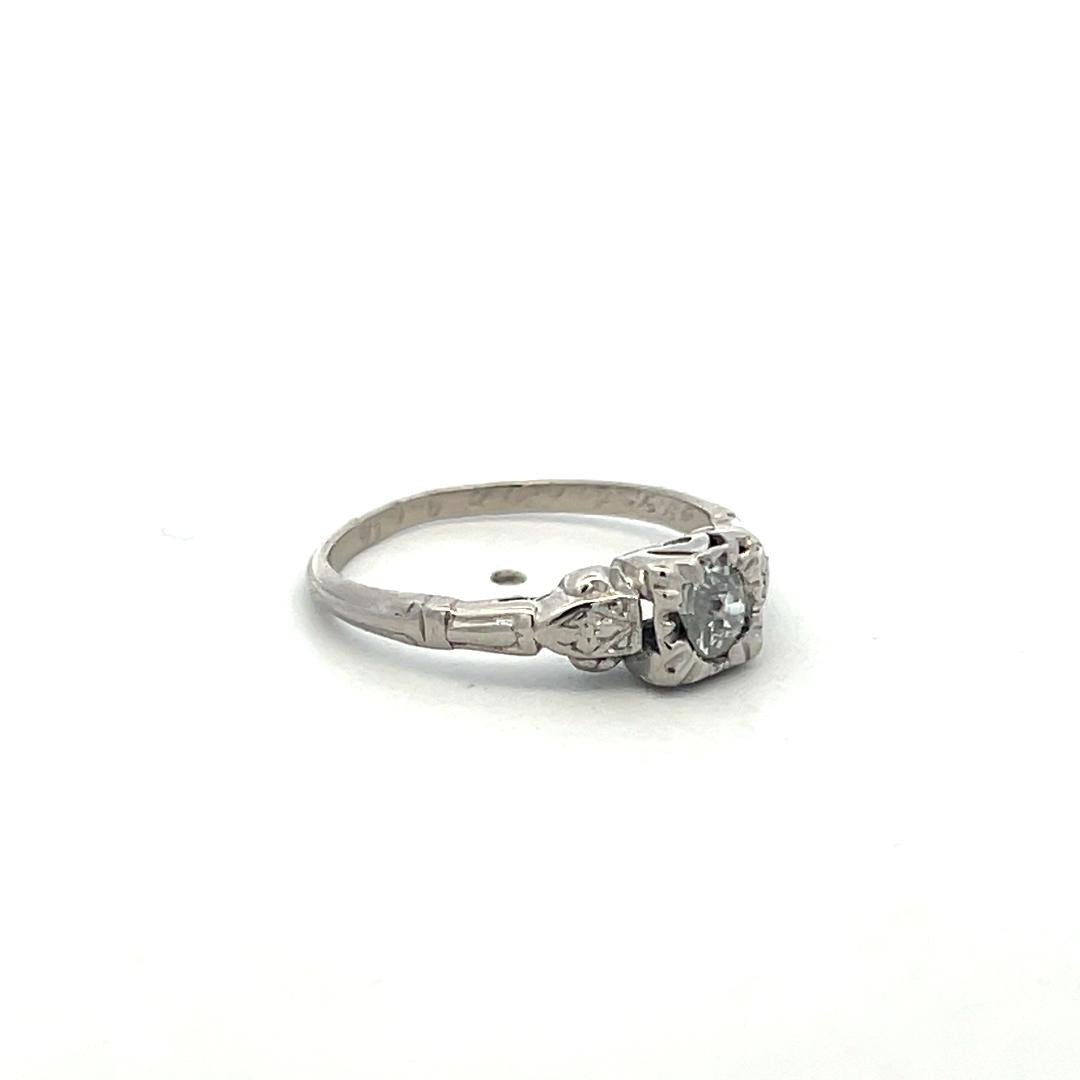 Platinum Art Deco Ring with 0.3 Carat Old European Cut H-VS Diamonds Size 5
