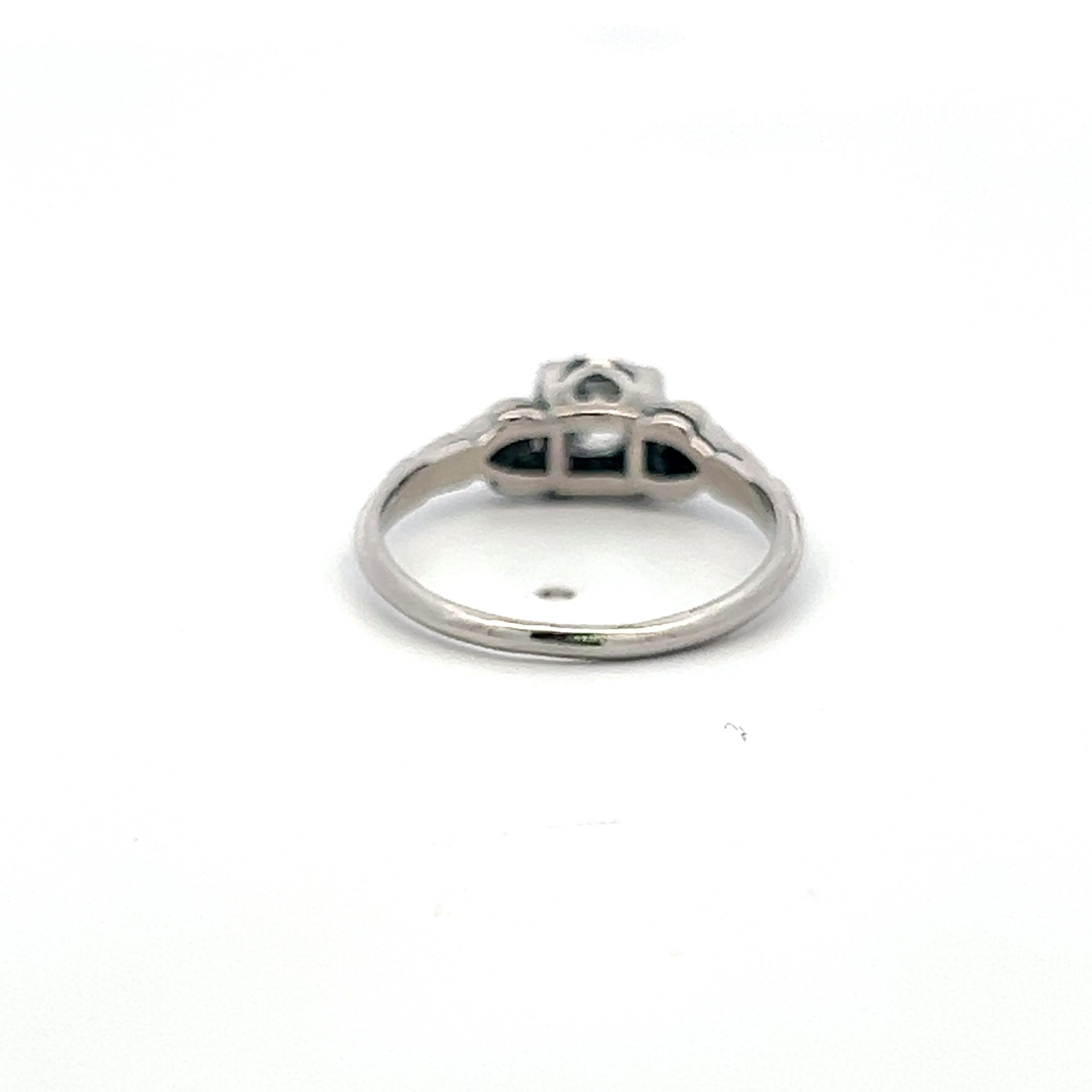 Platinum Art Deco Ring with 0.3 Carat Old European Cut H-VS Diamonds Size 5