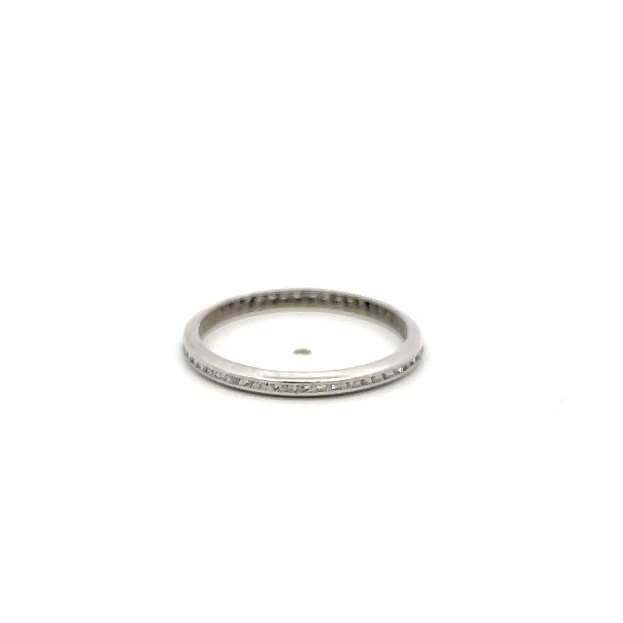 Vintage Platinum Eternity Band Ring with 0.21 Ct Round G-VS2 Diamonds Size 5.75