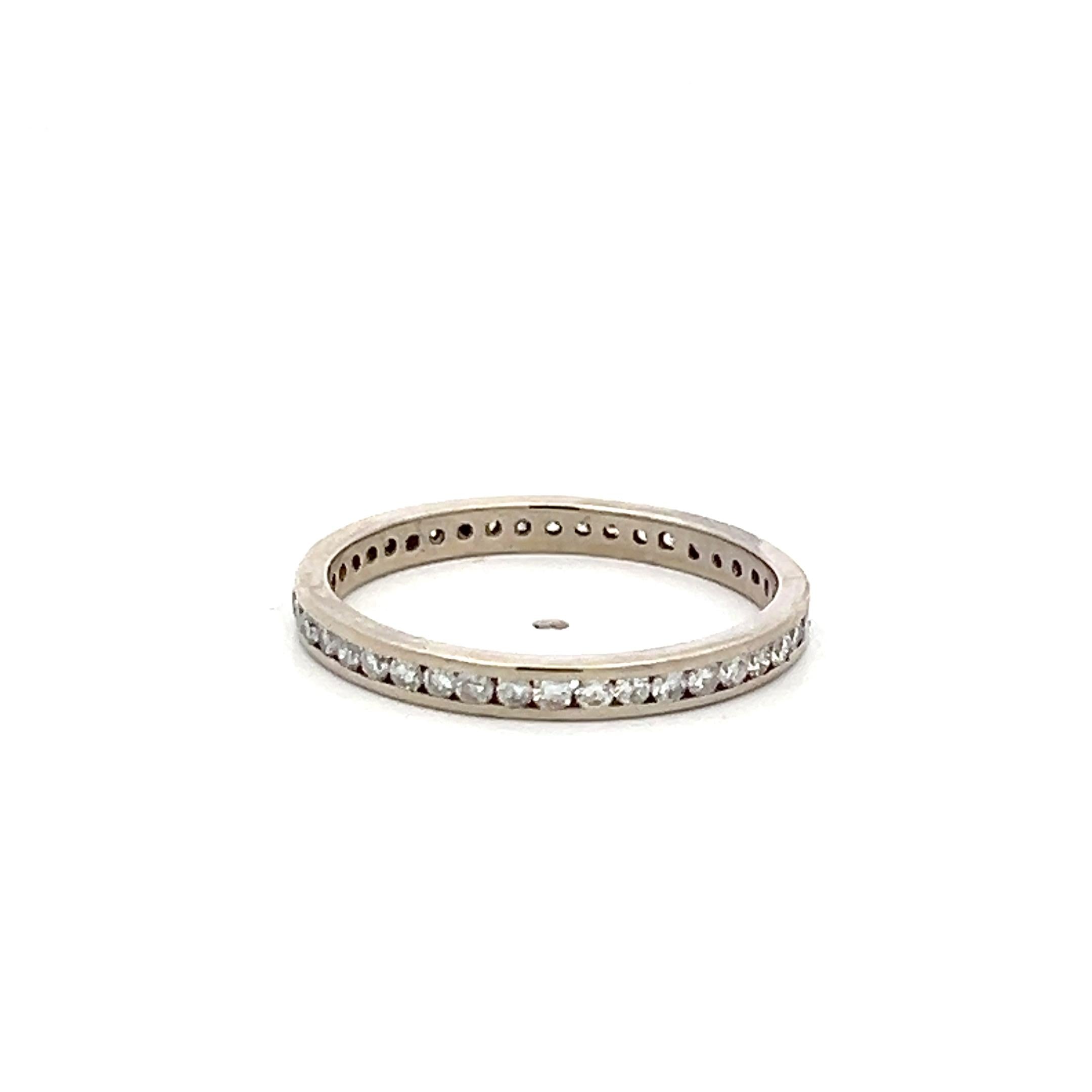 Platinum Eternity Band Ring with 0.72 Carat Round G VS Diamonds Size 8