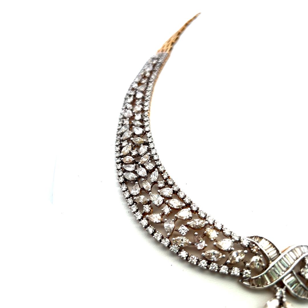 18K Yellow Gold Collar Necklace with 29.68 Carat Mixed Diamonds & 7.75ct Emerald