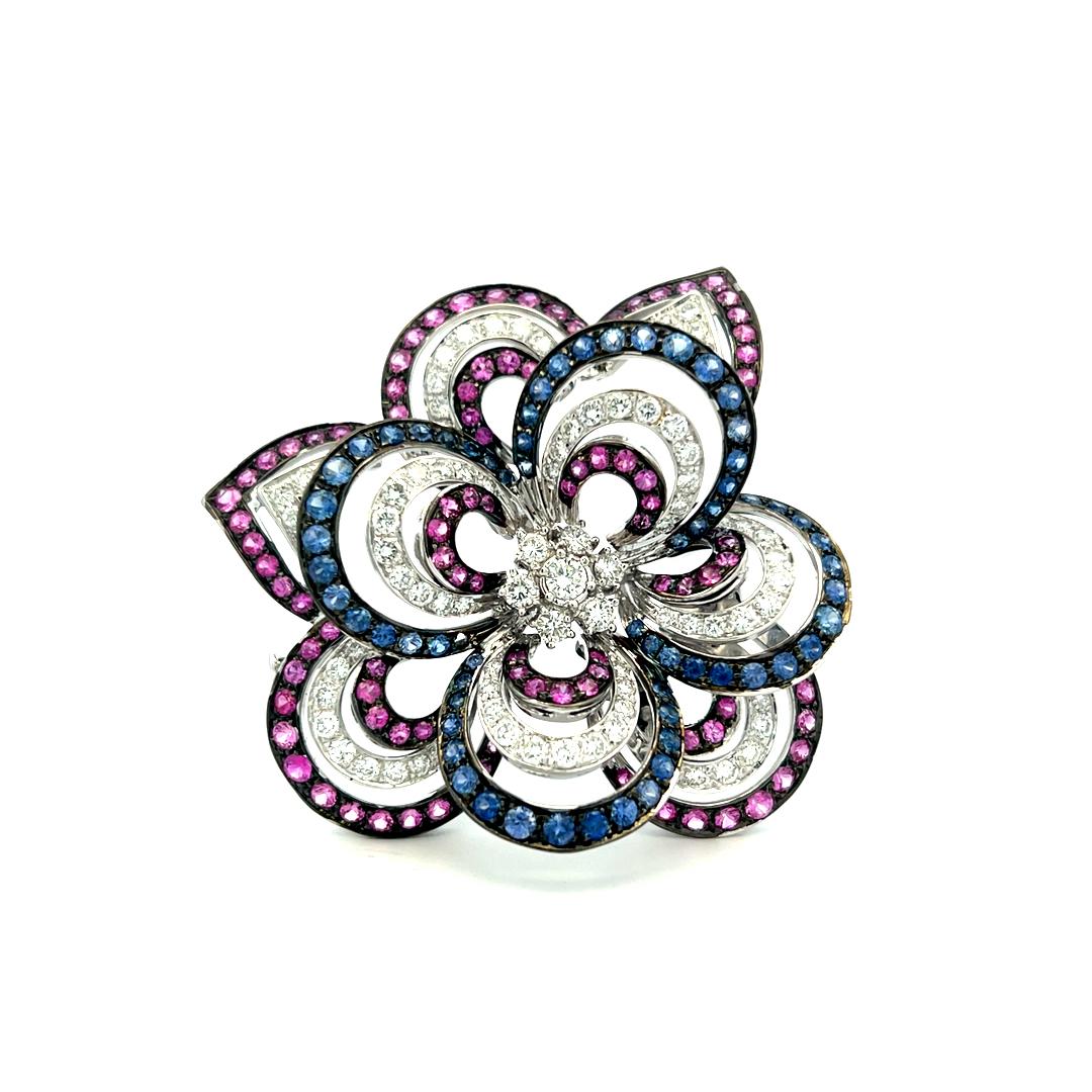 18K White Gold Pin Brooch with 4.5ct Round G VS Diamonds & 7.25ct Sapphire