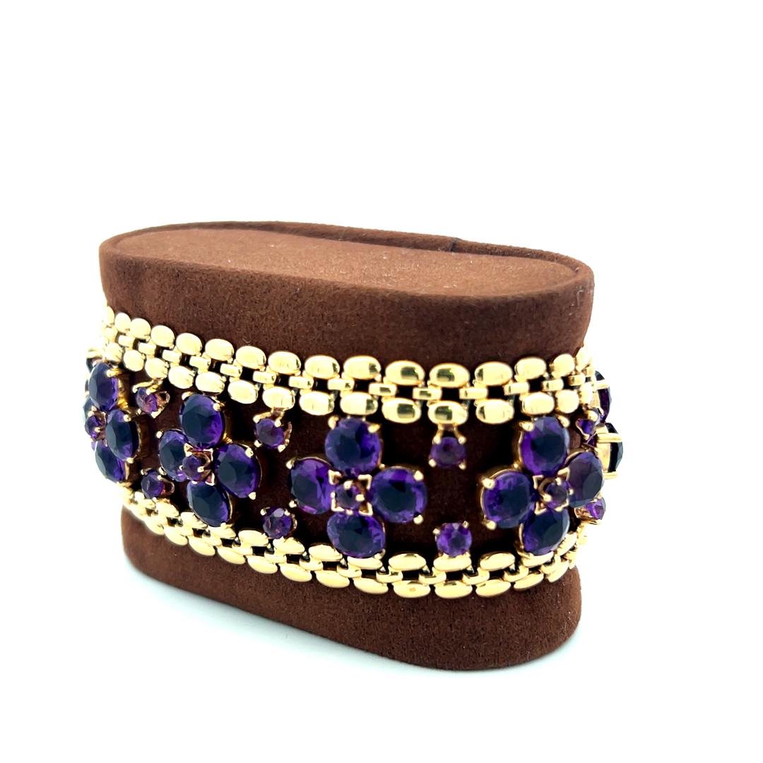 Vintage 14K Yellow Gold Link Bracelet with 48.15 Carat Round Amethysts 7 Inch
