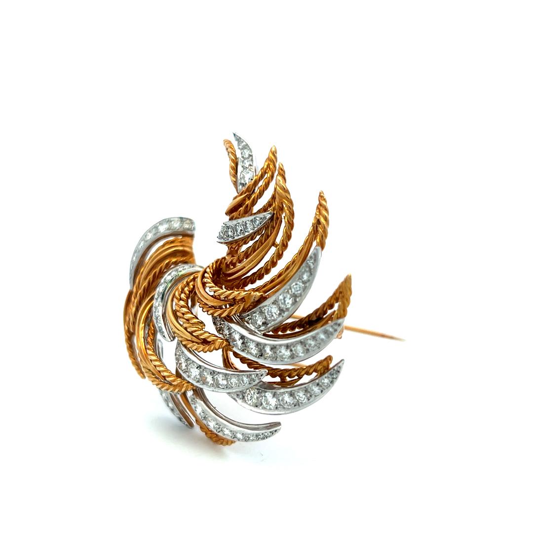 Two Tone Gold Platinum Pin Brooch with 2.2 Carat Round F VS Diamonds