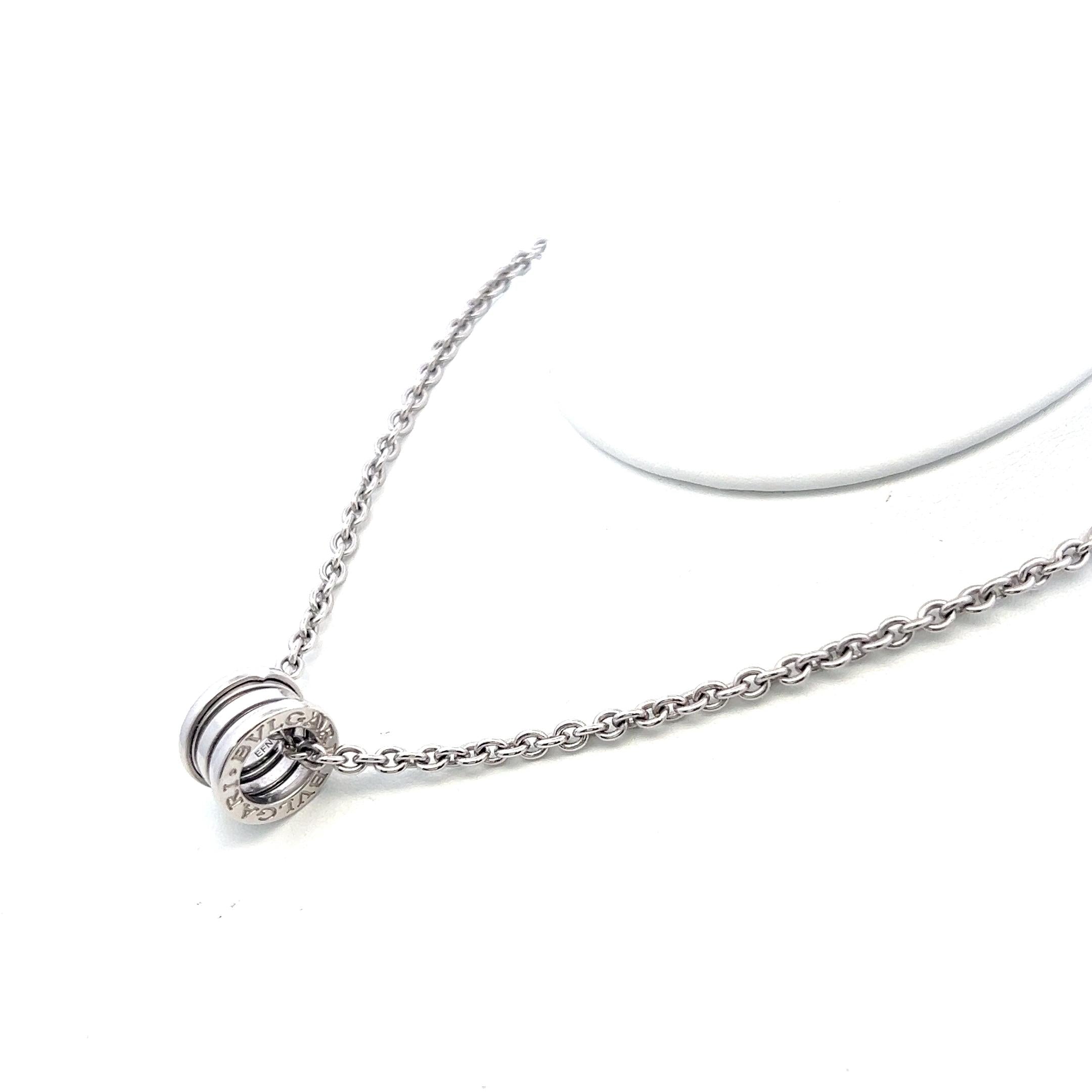 Bvlgari Vintage 18 Karat White Gold Pendant Necklace 36.4 Grams