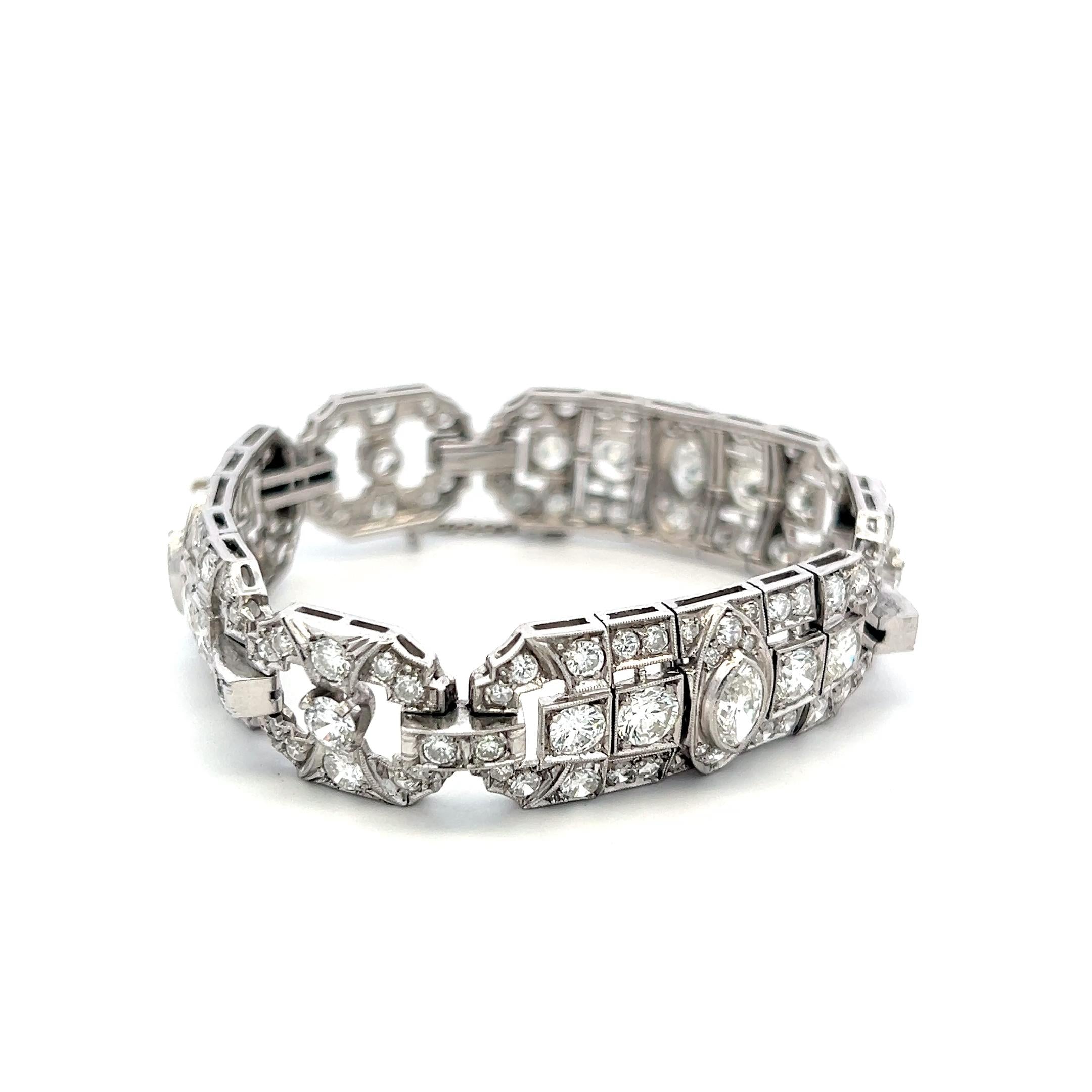 Platinum Art-Deco Bracelet with 10 Carat Mixed Cut F-VS Diamonds 6.25 Inch