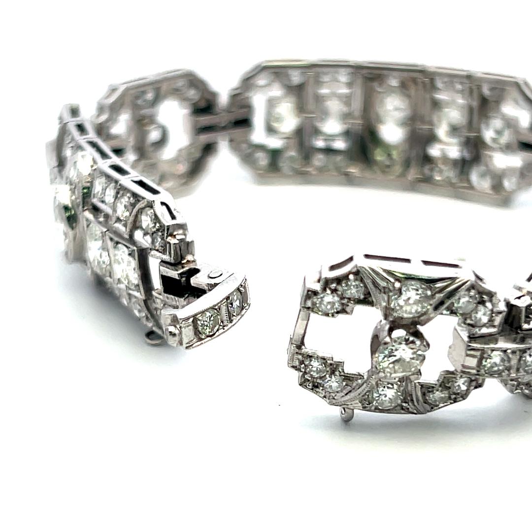 Platinum Art-Deco Bracelet with 10 Carat Mixed Cut F-VS Diamonds 6.25 Inch