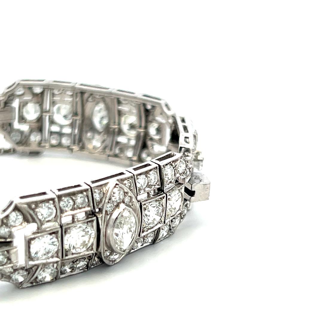 Platinum Art-Deco Bracelet with 10 Carat Mixed Cut F-VS Diamonds 6.25 Inch