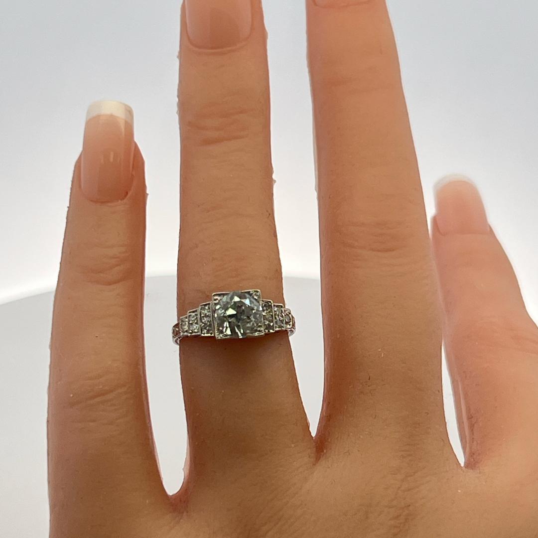 Platinum Art Deco Ring with 1.34 Carat Circular Cut Diamonds Size 5.5 G-I1 GIA