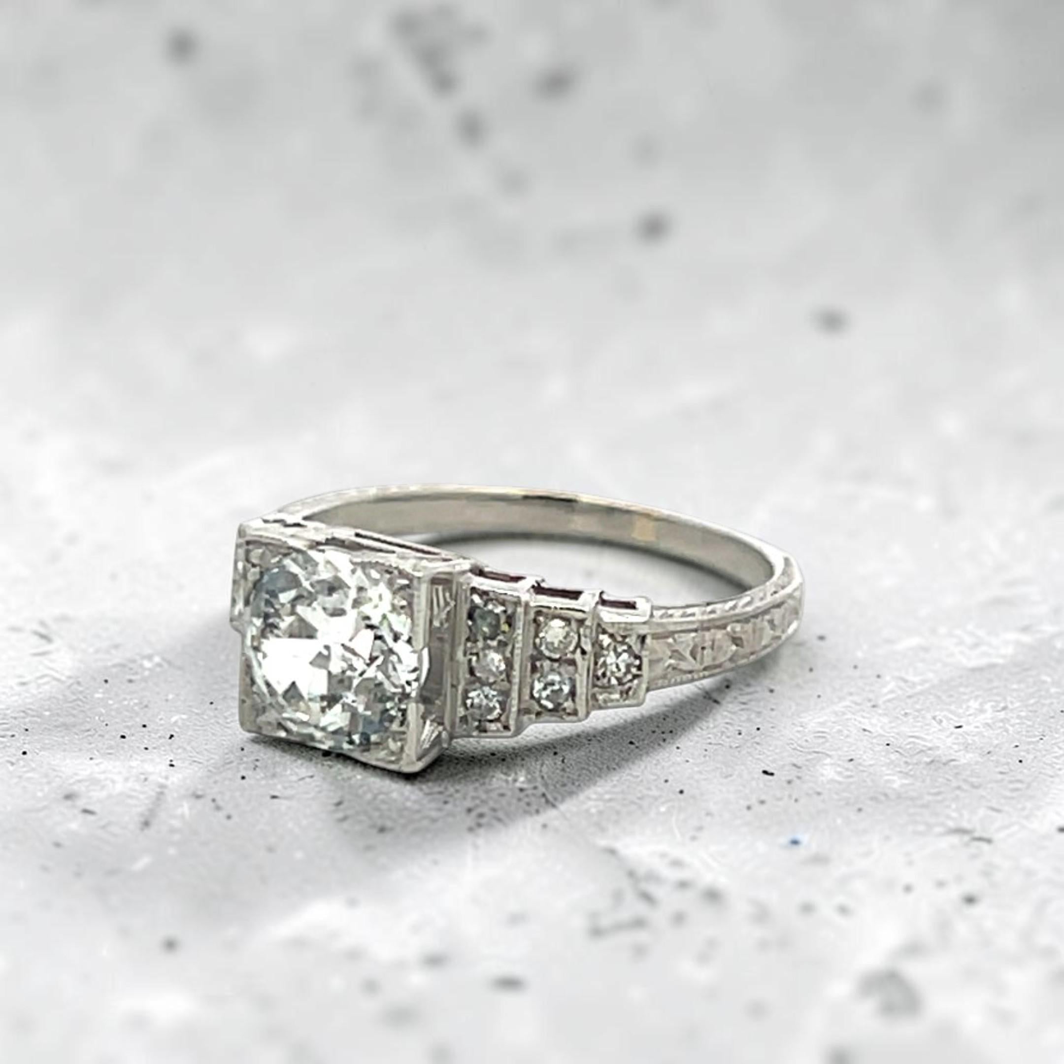 Platinum Art Deco Ring with 1.34 Carat Circular Cut Diamonds Size 5.5 G-I1 GIA