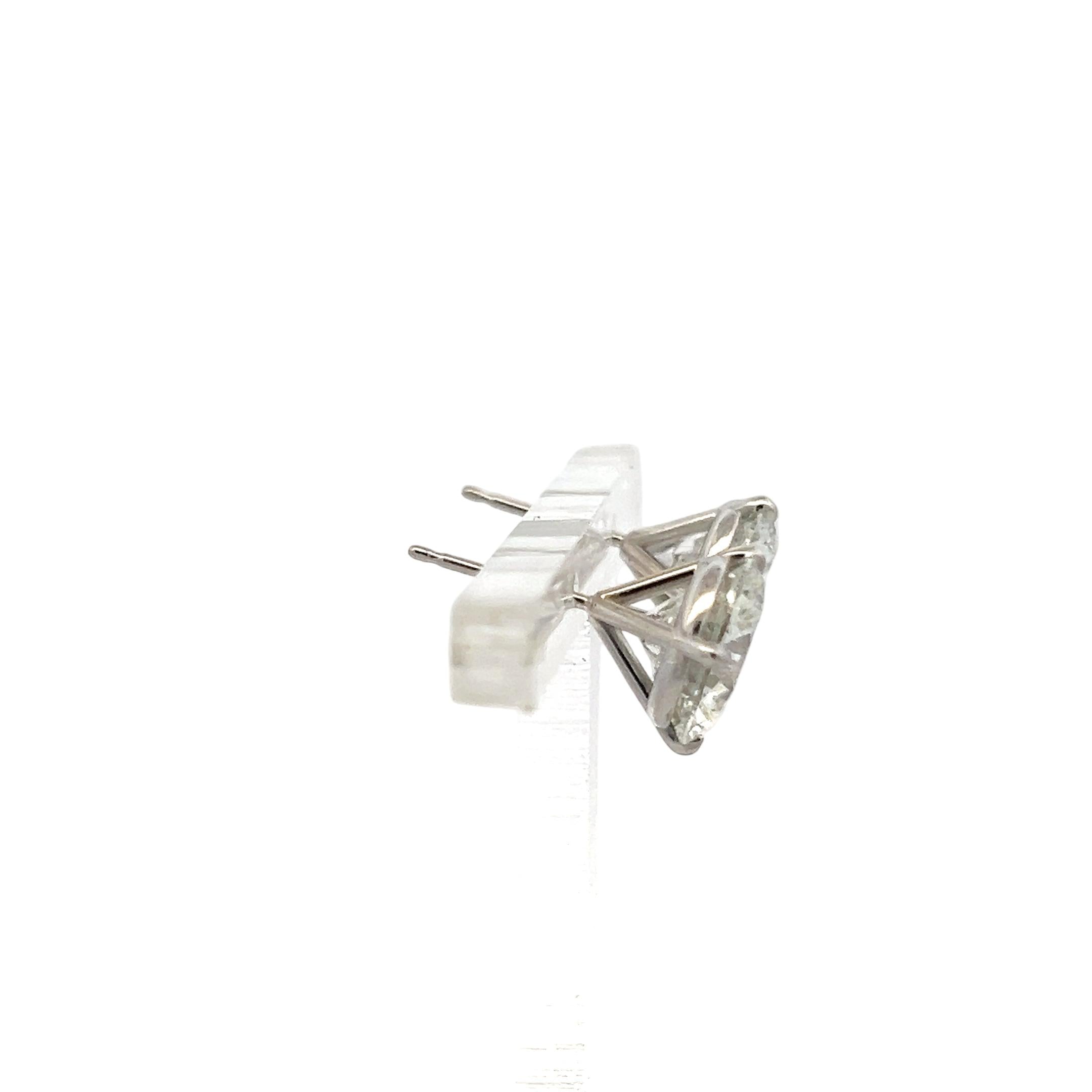 14 Karat White Gold Stud Earrings with 6.7 Carat Round Diamonds GIA  H-I SI2