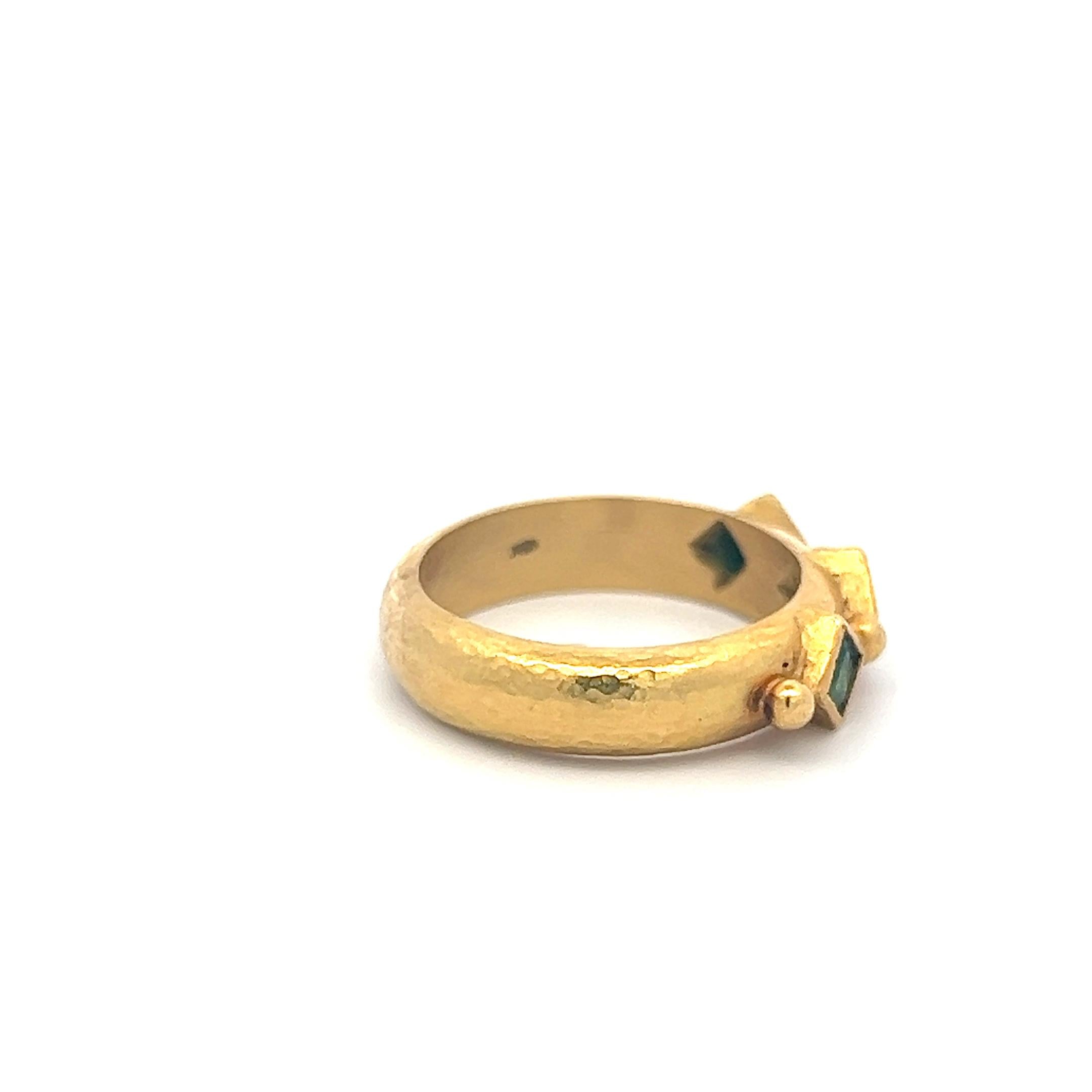 Vintage 18K Yellow Gold Band Ring with 0.36 Carat Emerald Size 7