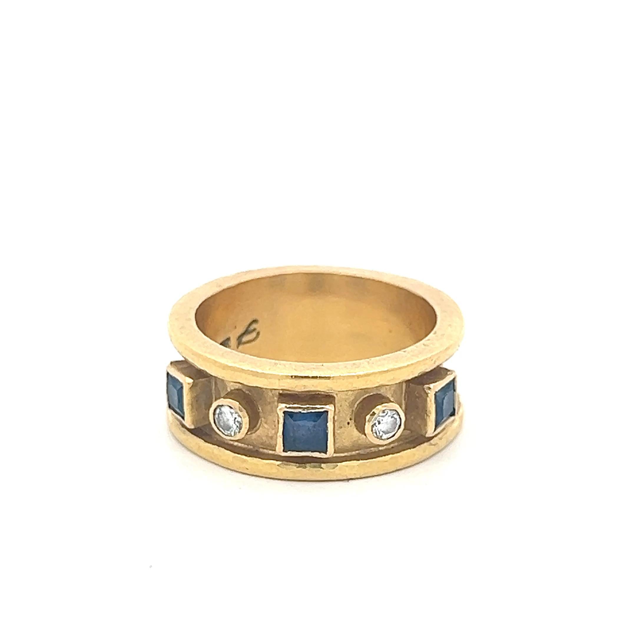 18K YG Band Ring with 0.46 Carat Round Diamonds and 0.36 carat Sapphire Size 7