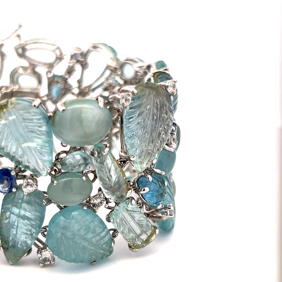 Vintage 18K White Gold Link Bracelet with 3.75 Carat Sapphire 4.1-19.6 MM Quartz